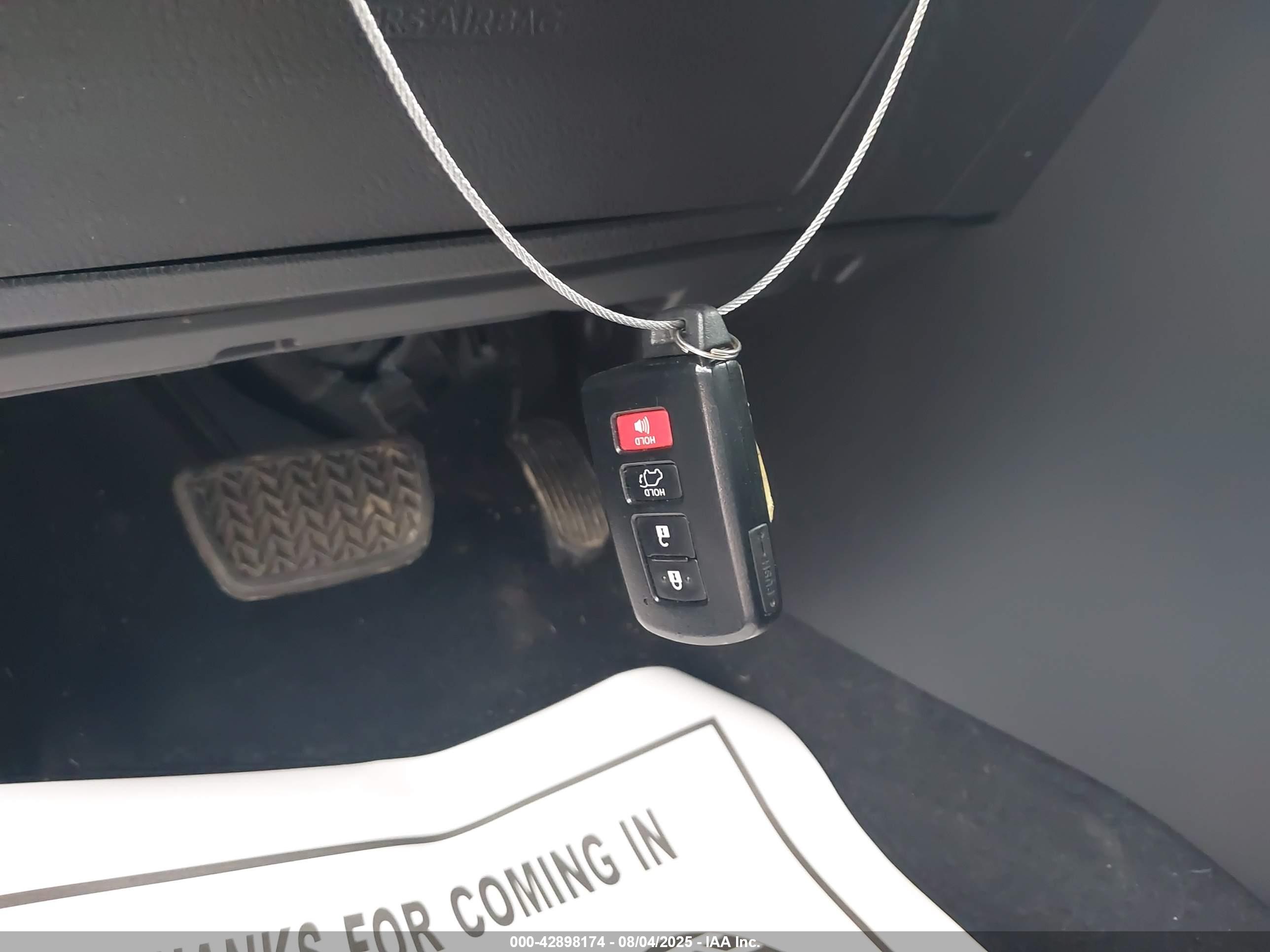 TOYOTA HIGHLANDER image 11