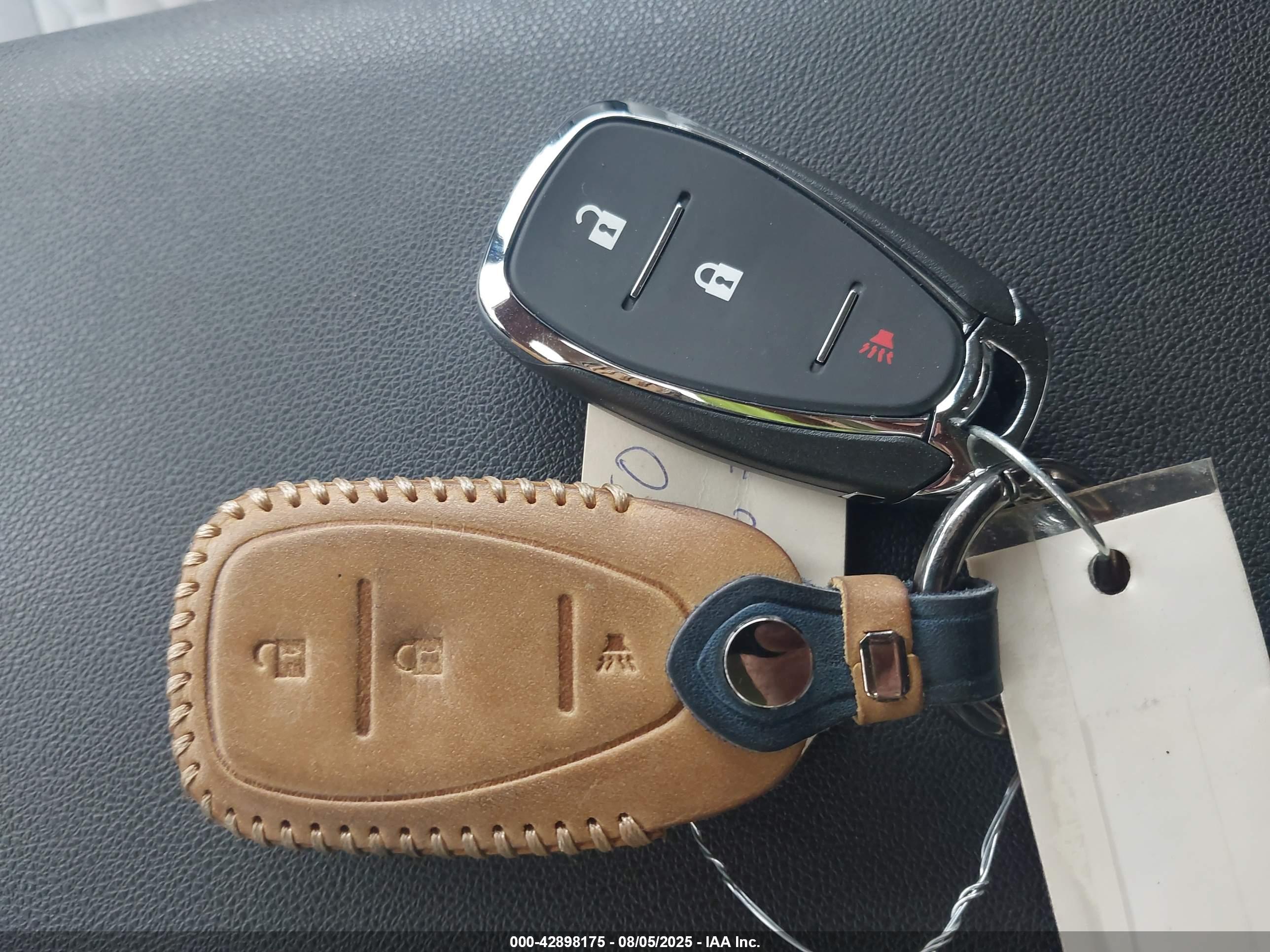 CHEVROLET EQUINOX image 11