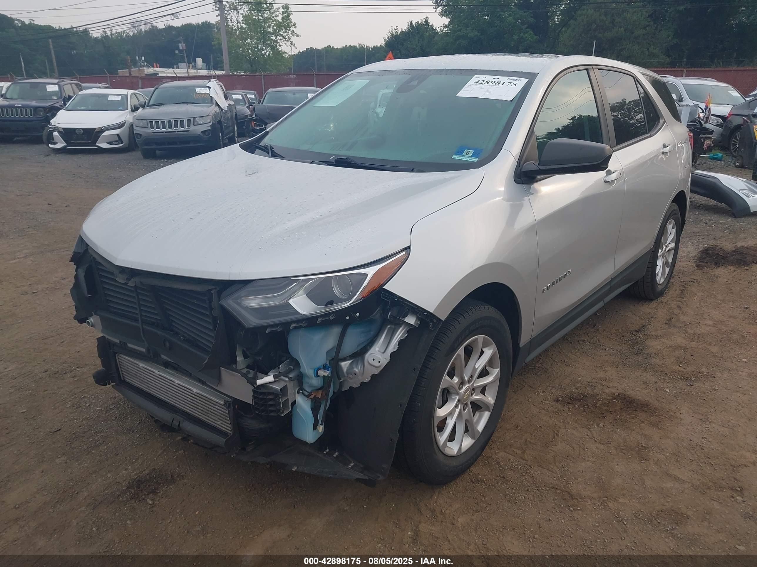 CHEVROLET EQUINOX image 6