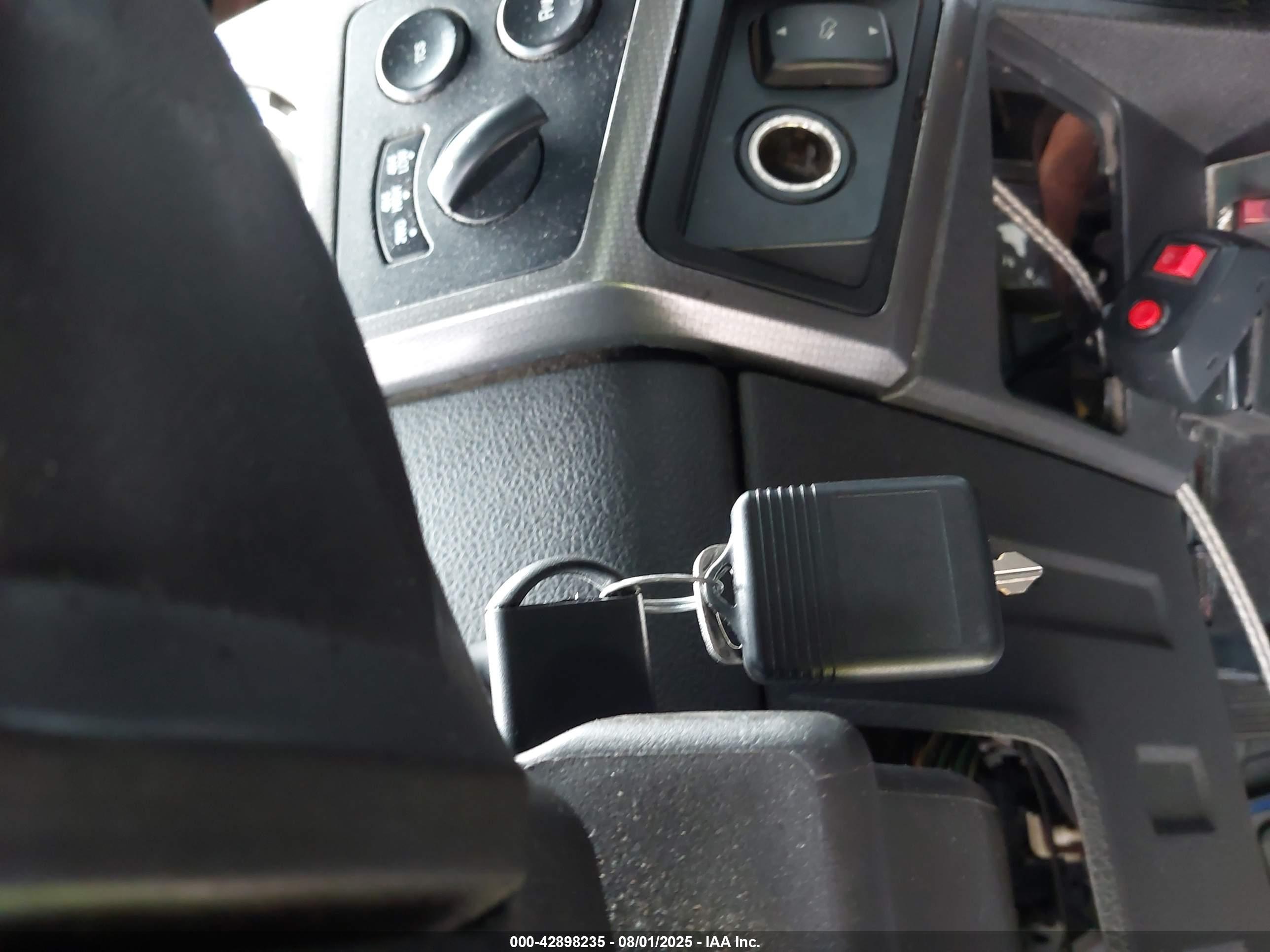 FORD F-250 image 11