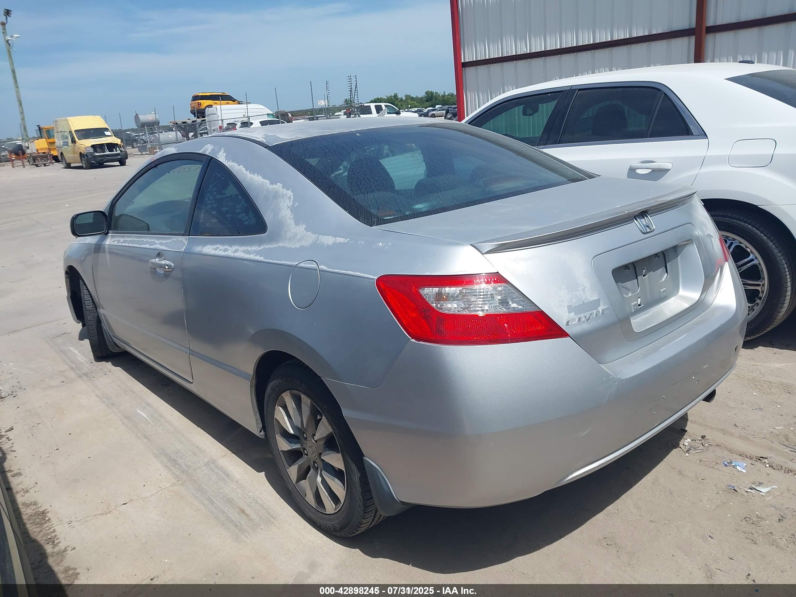 HONDA CIVIC image 3