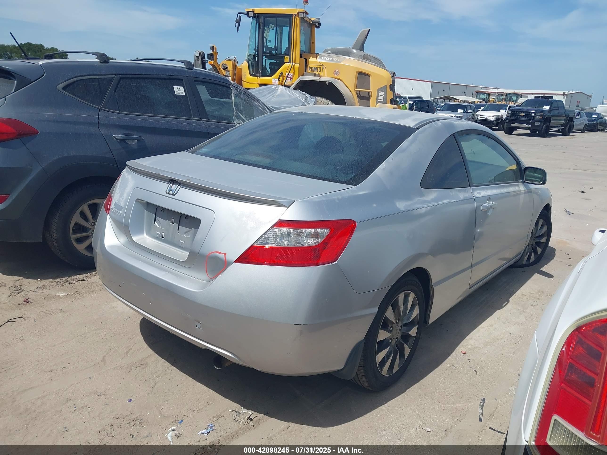 HONDA CIVIC image 4