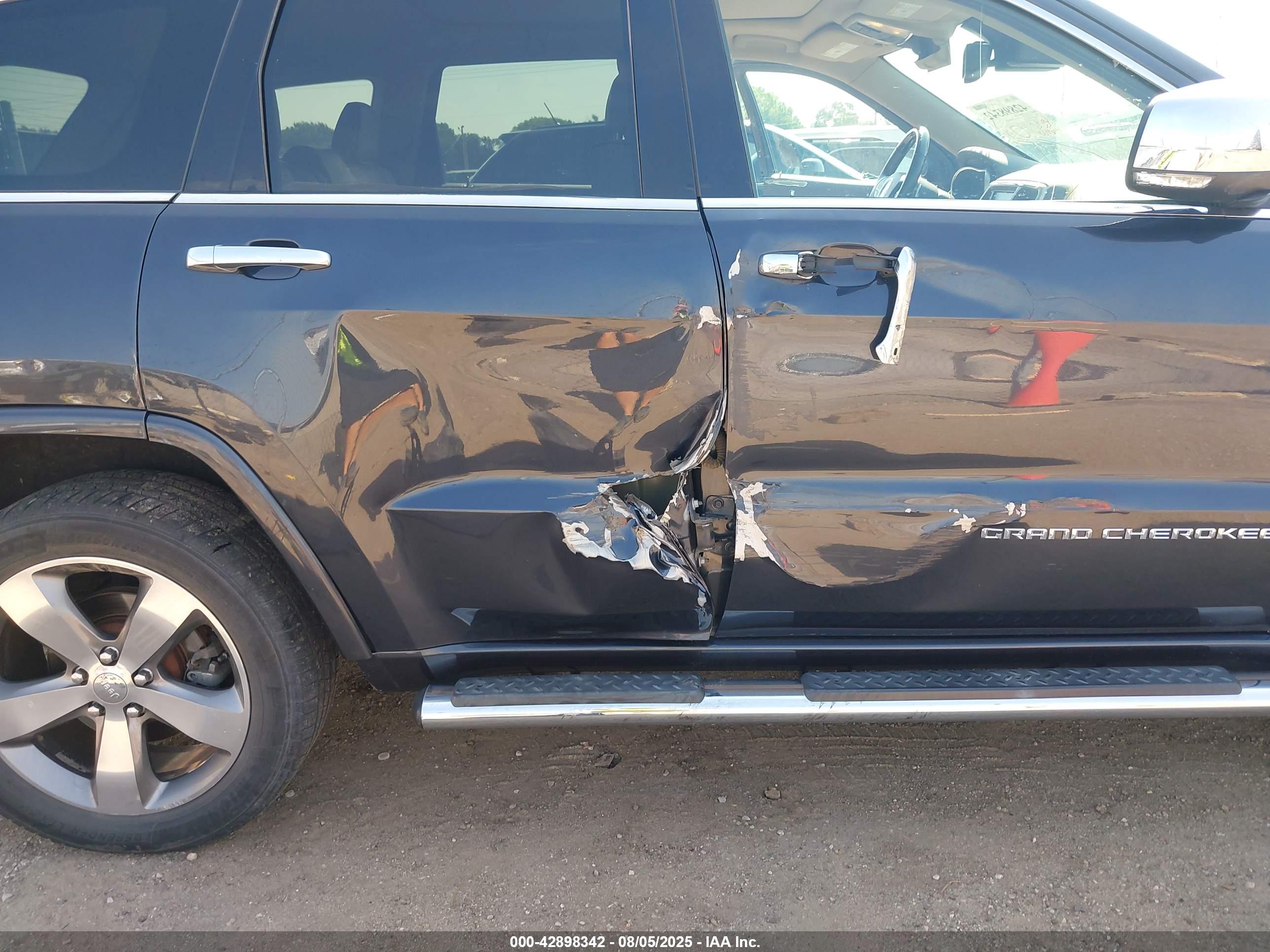 JEEP GRAND image 6