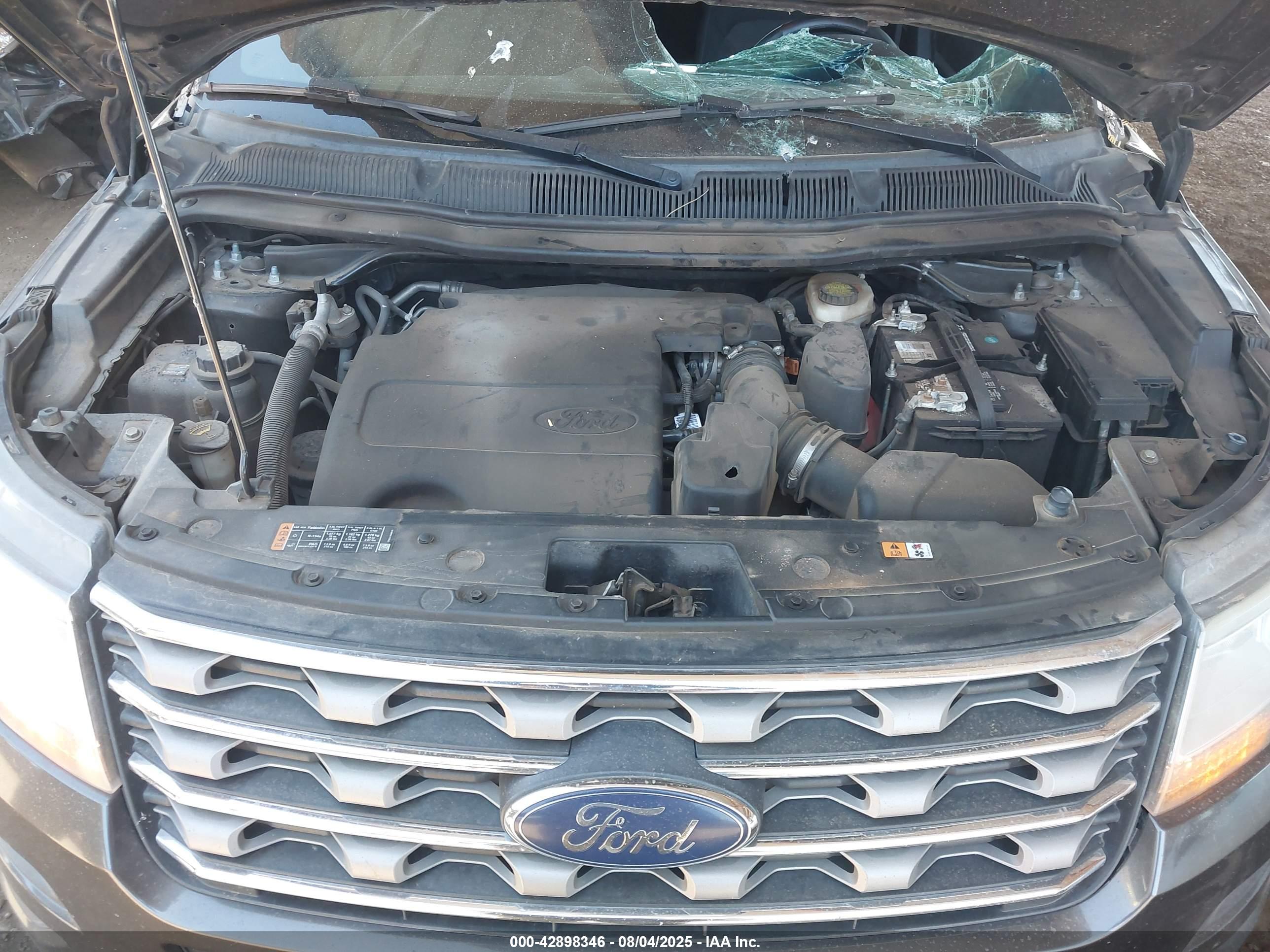 FORD EXPLORER image 10