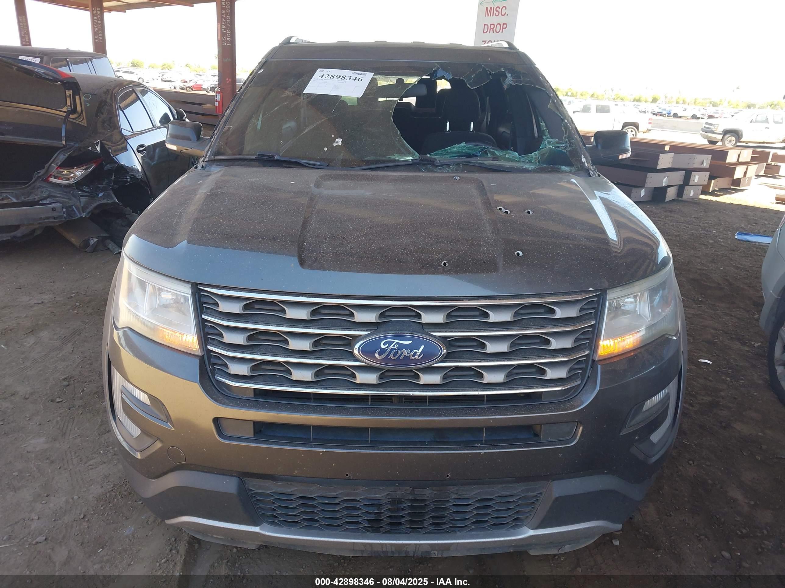 FORD EXPLORER image 6