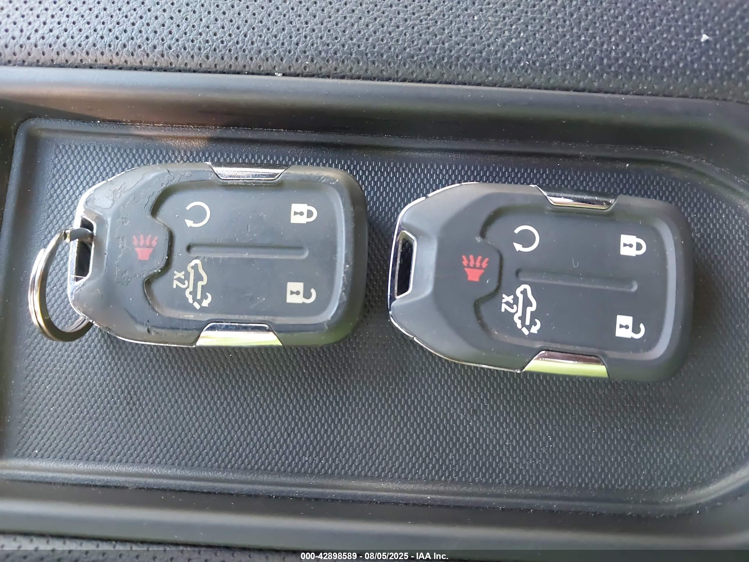 GMC SIERRA image 11