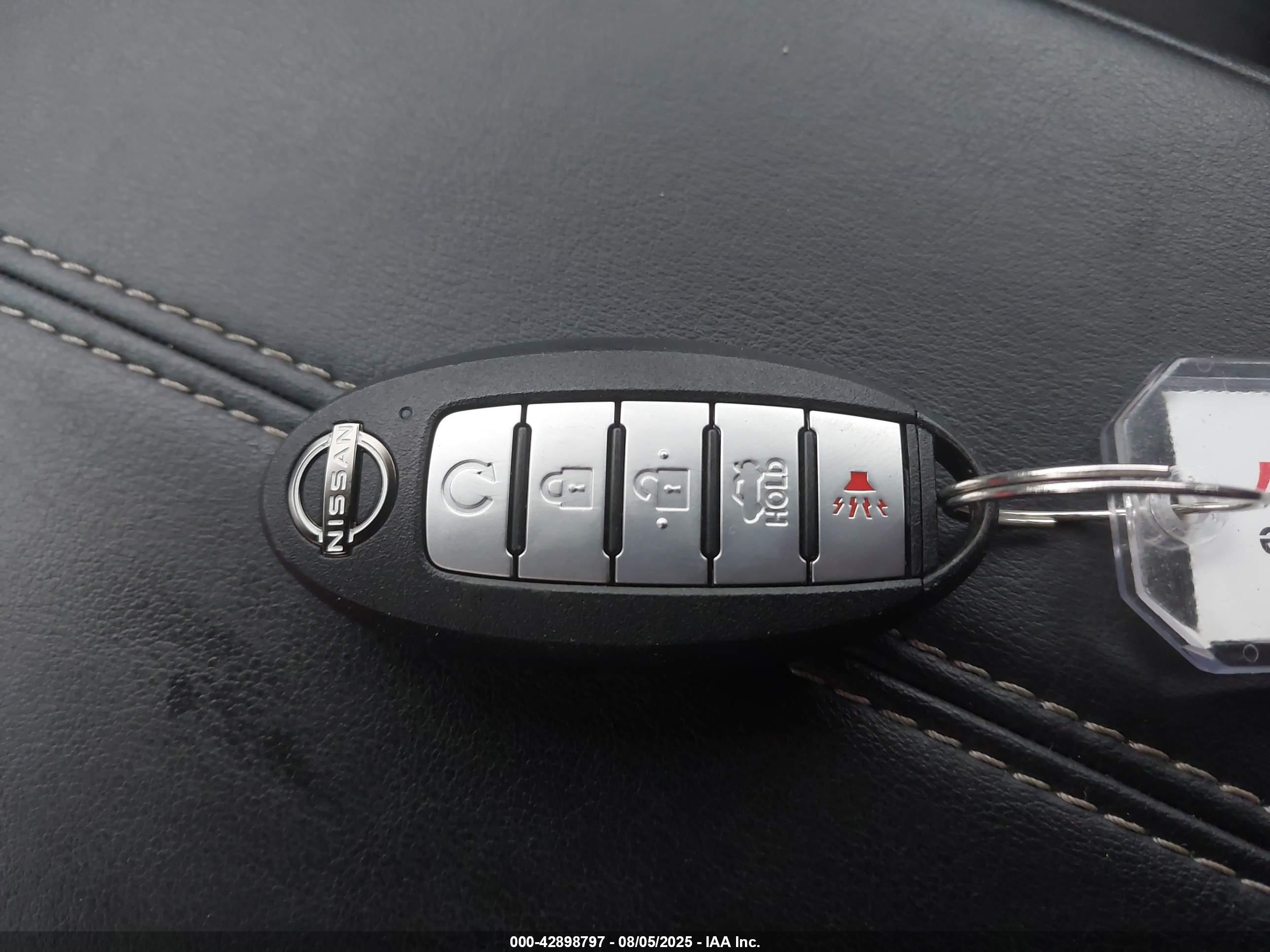 NISSAN ALTIMA image 11
