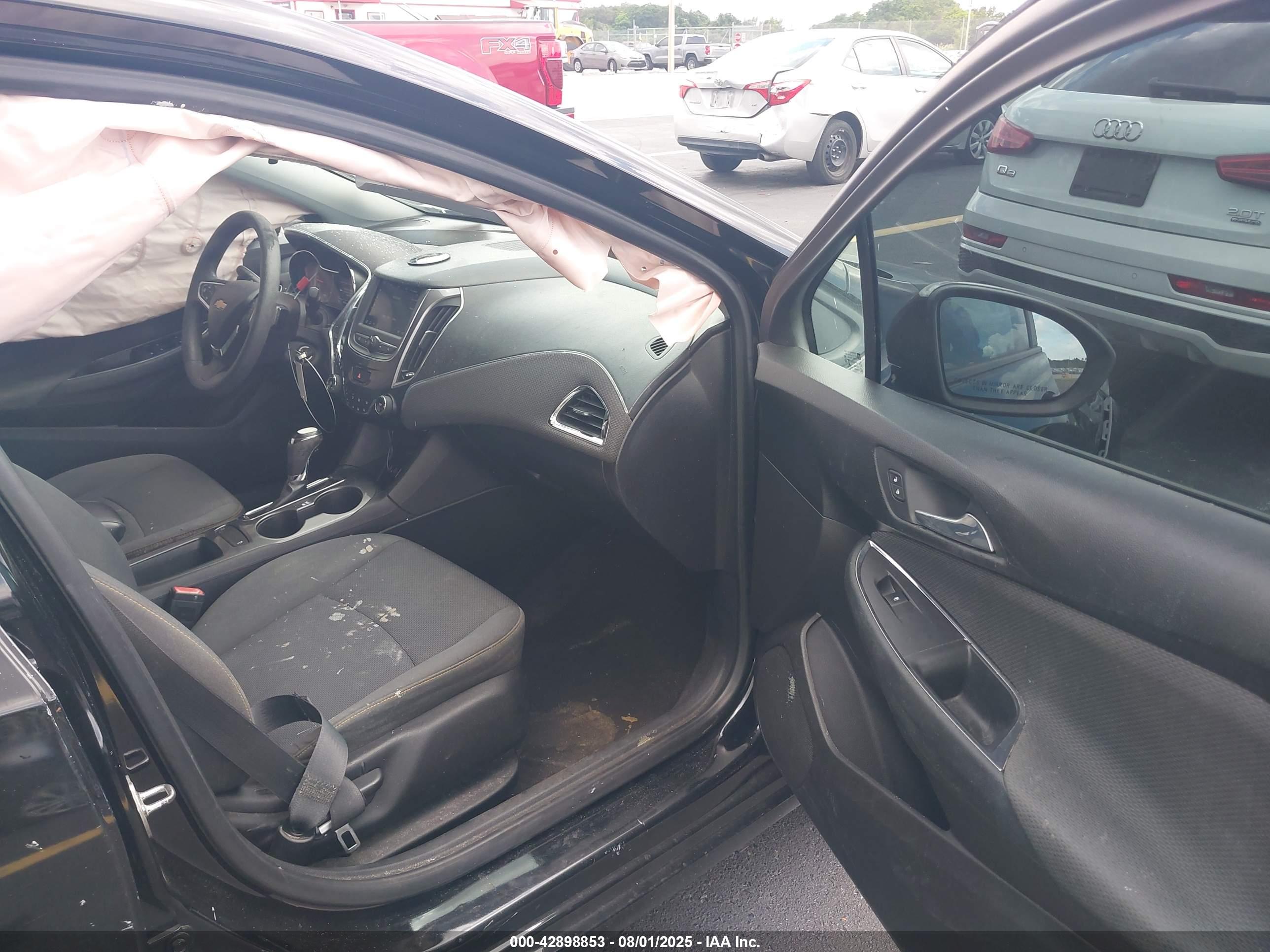 CHEVROLET CRUZE image 5