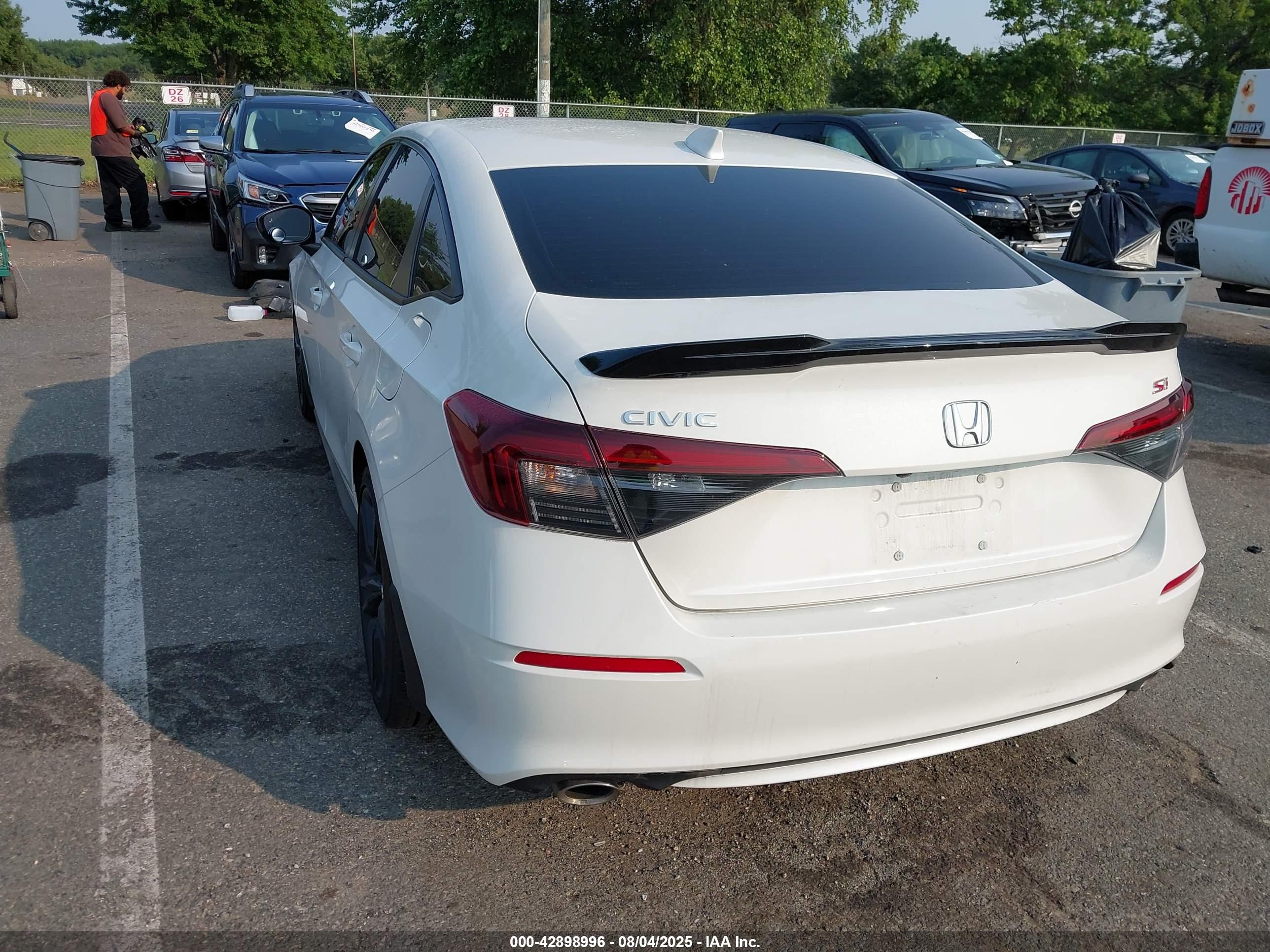 HONDA CIVIC image 3