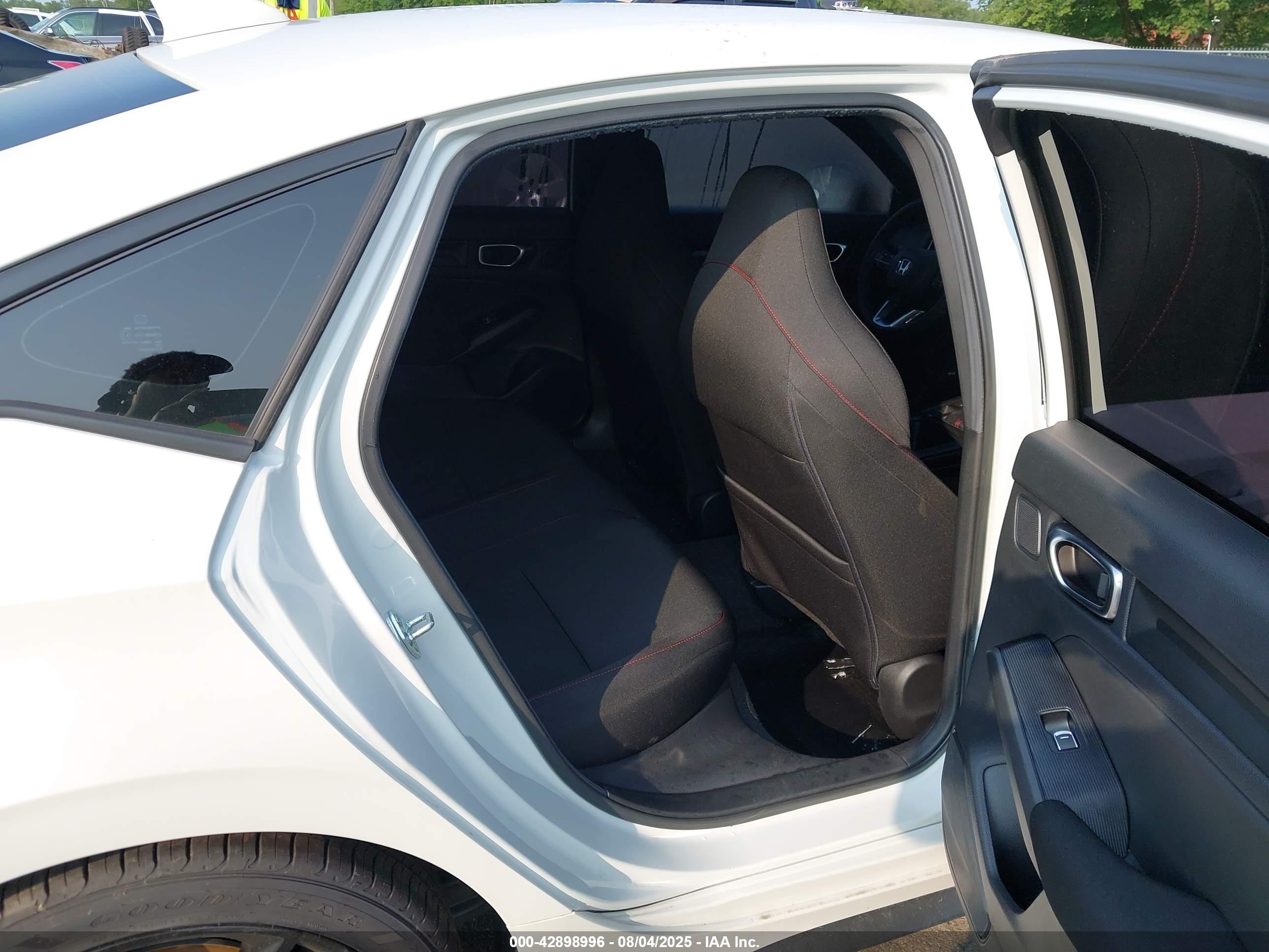 HONDA CIVIC image 8