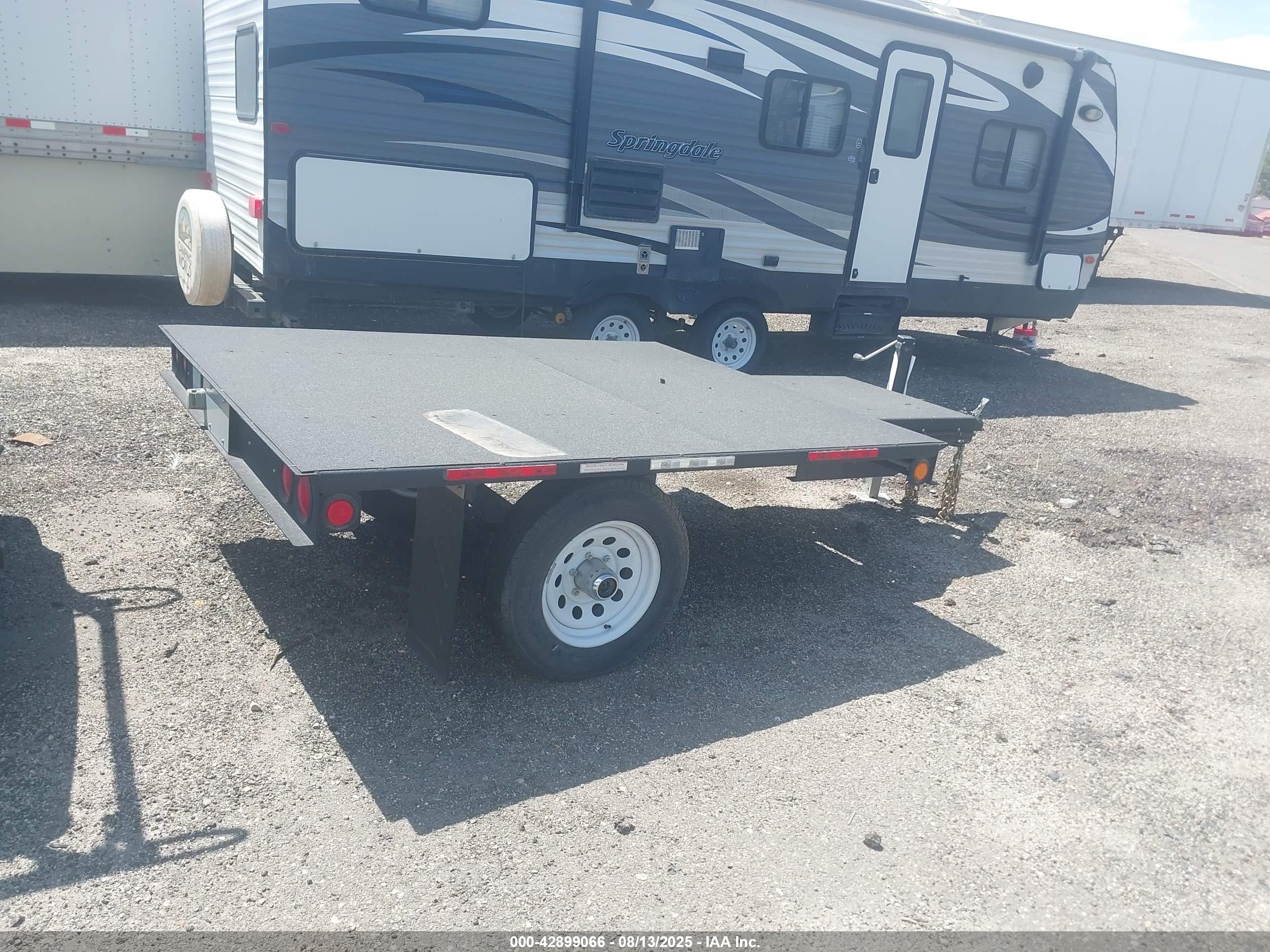 TRAILER LOAD image 4