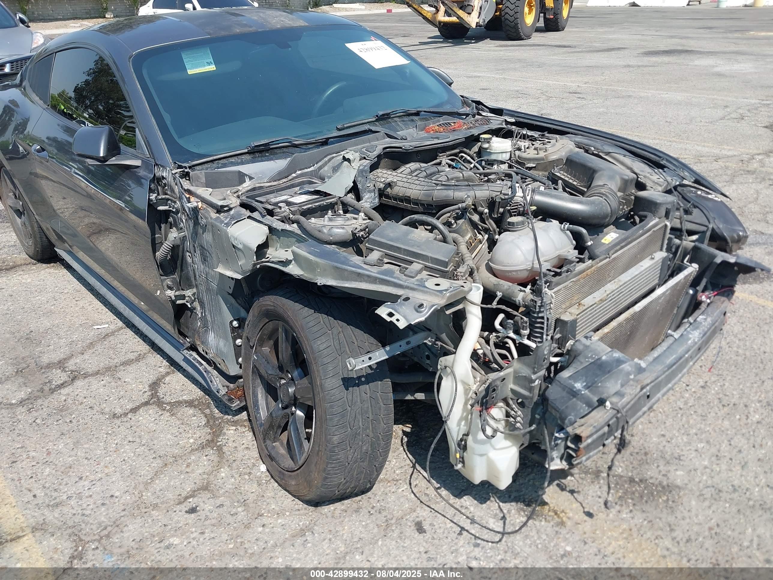FORD MUSTANG image 6