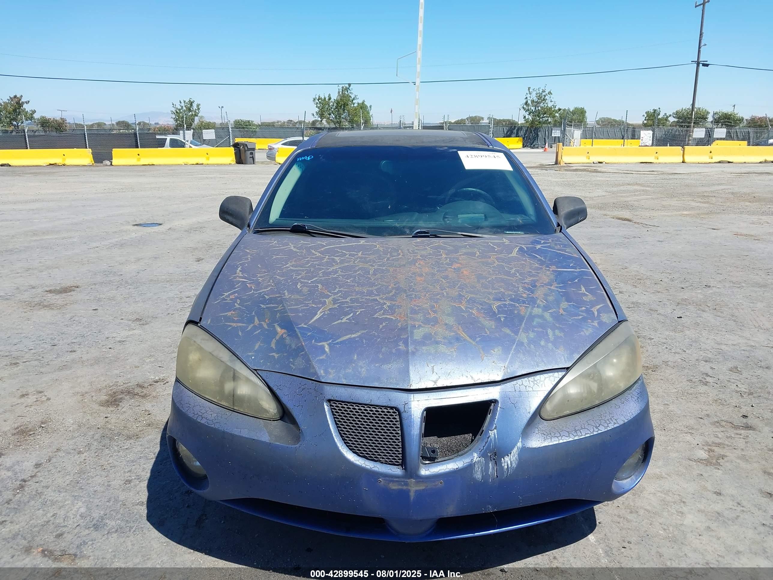 PONTIAC GRAND image 6
