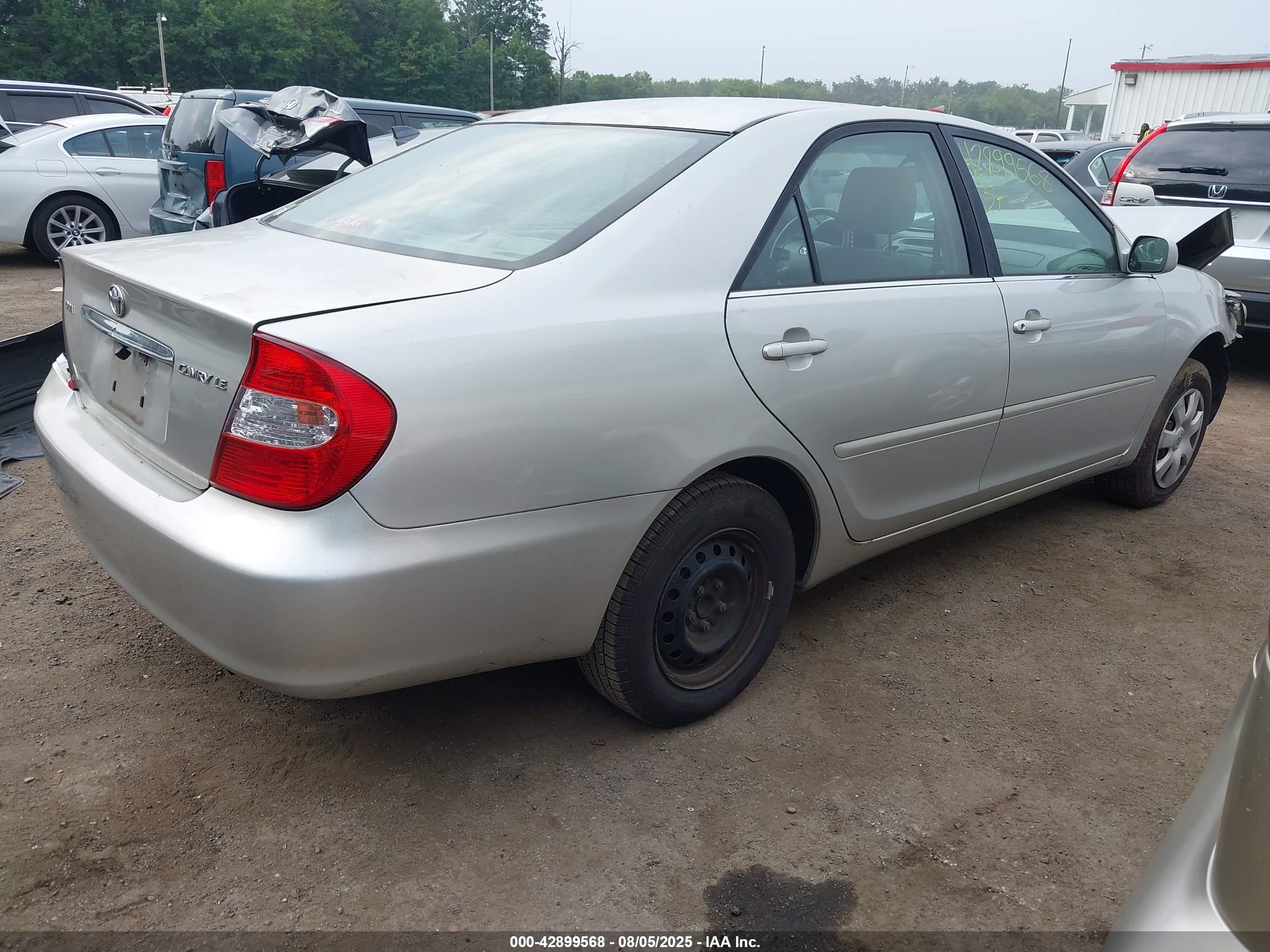 TOYOTA CAMRY image 4