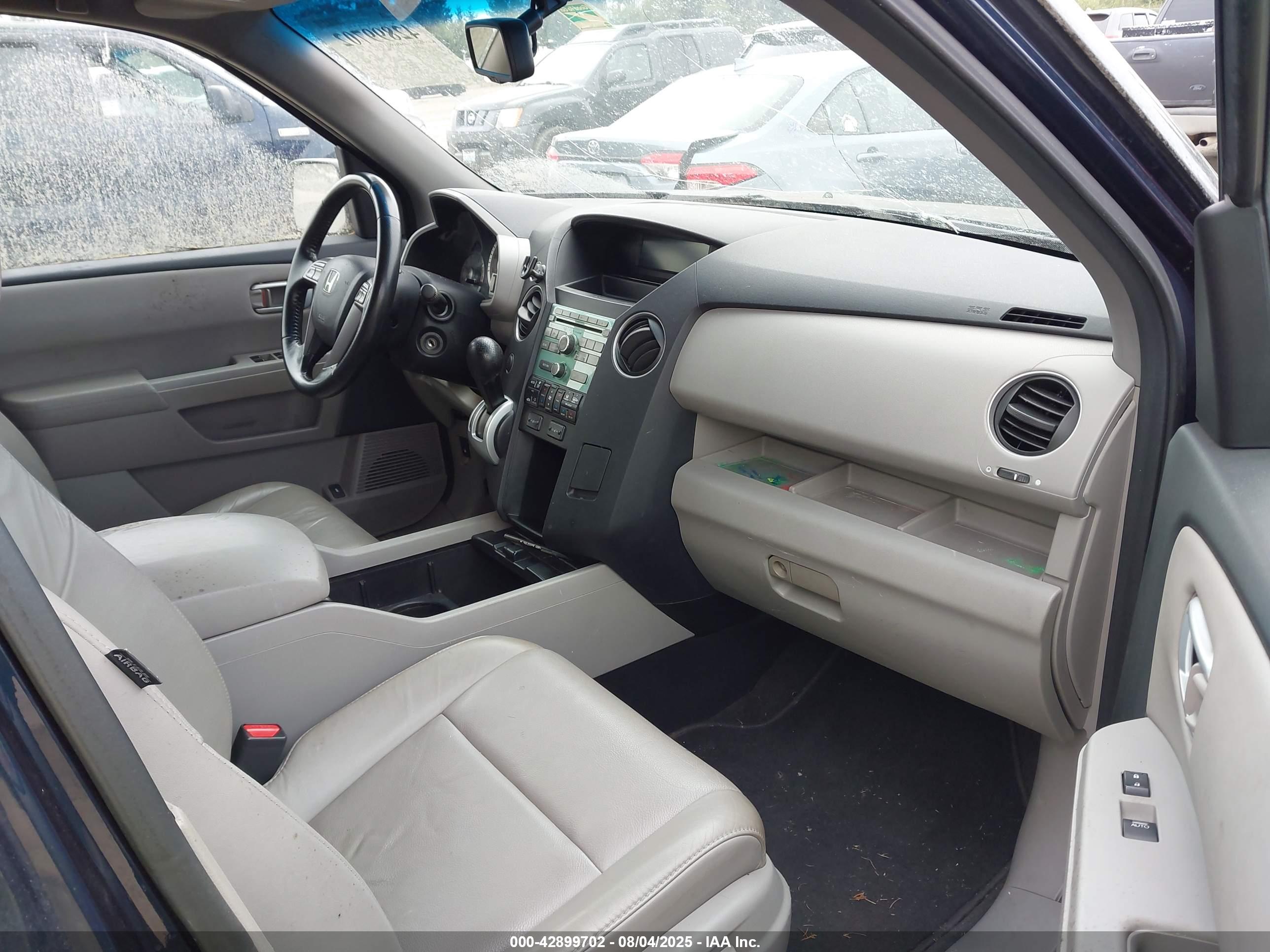 HONDA PILOT image 5