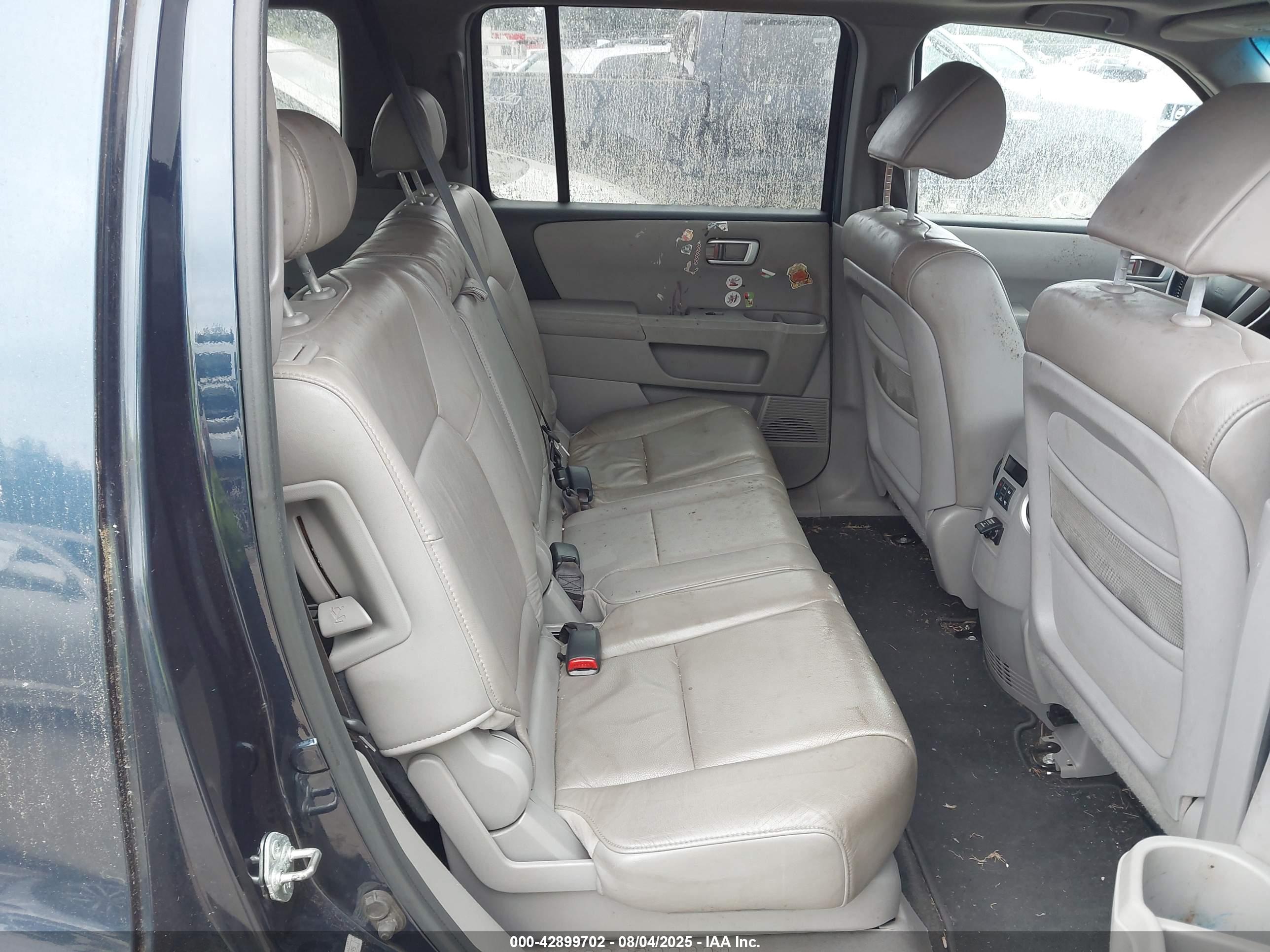 HONDA PILOT image 8