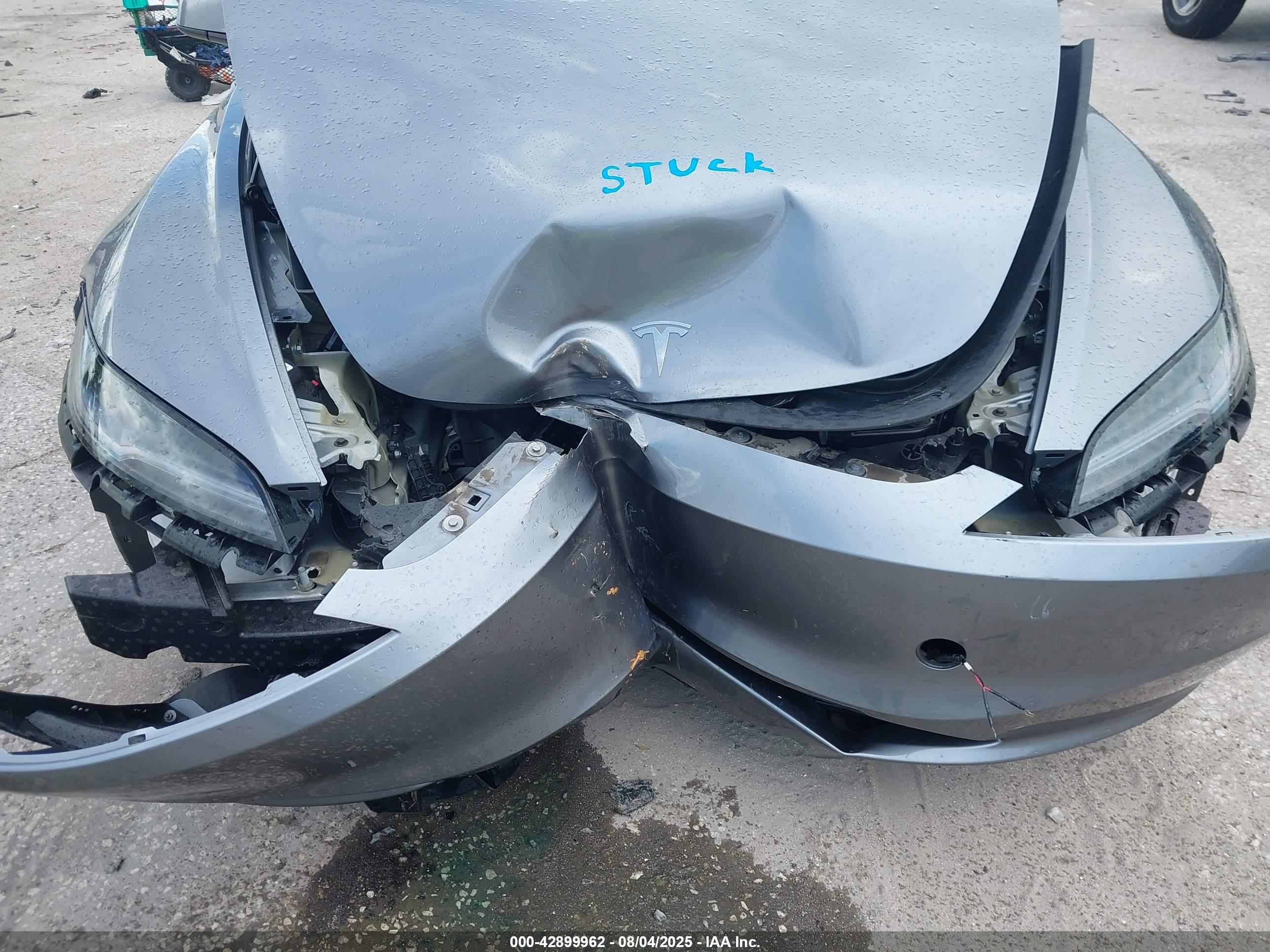 TESLA MODEL image 6