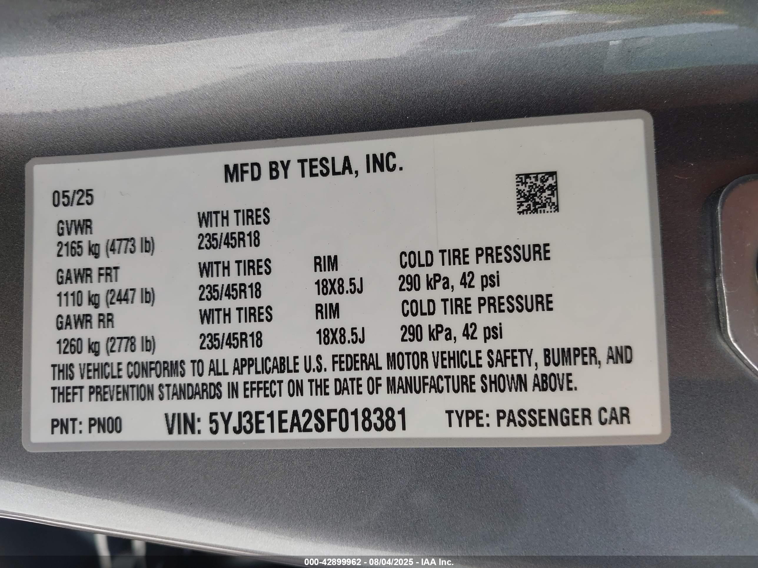 TESLA MODEL image 9