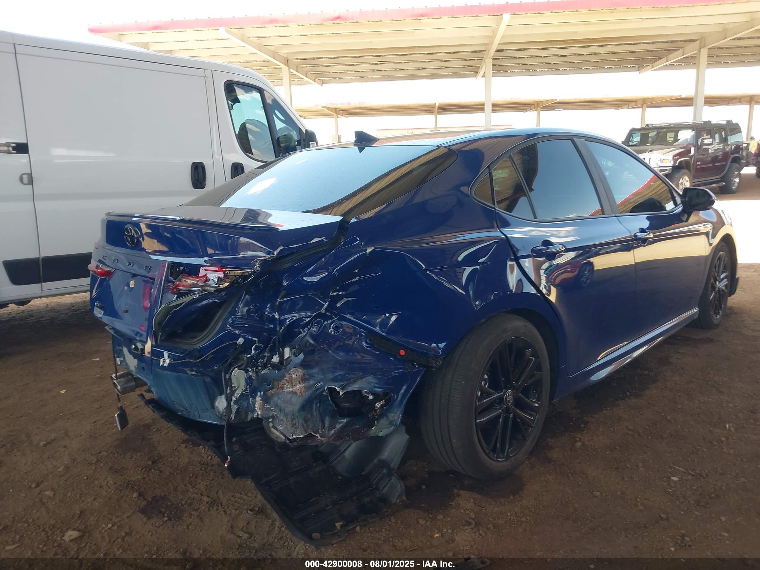 TOYOTA CAMRY image 4