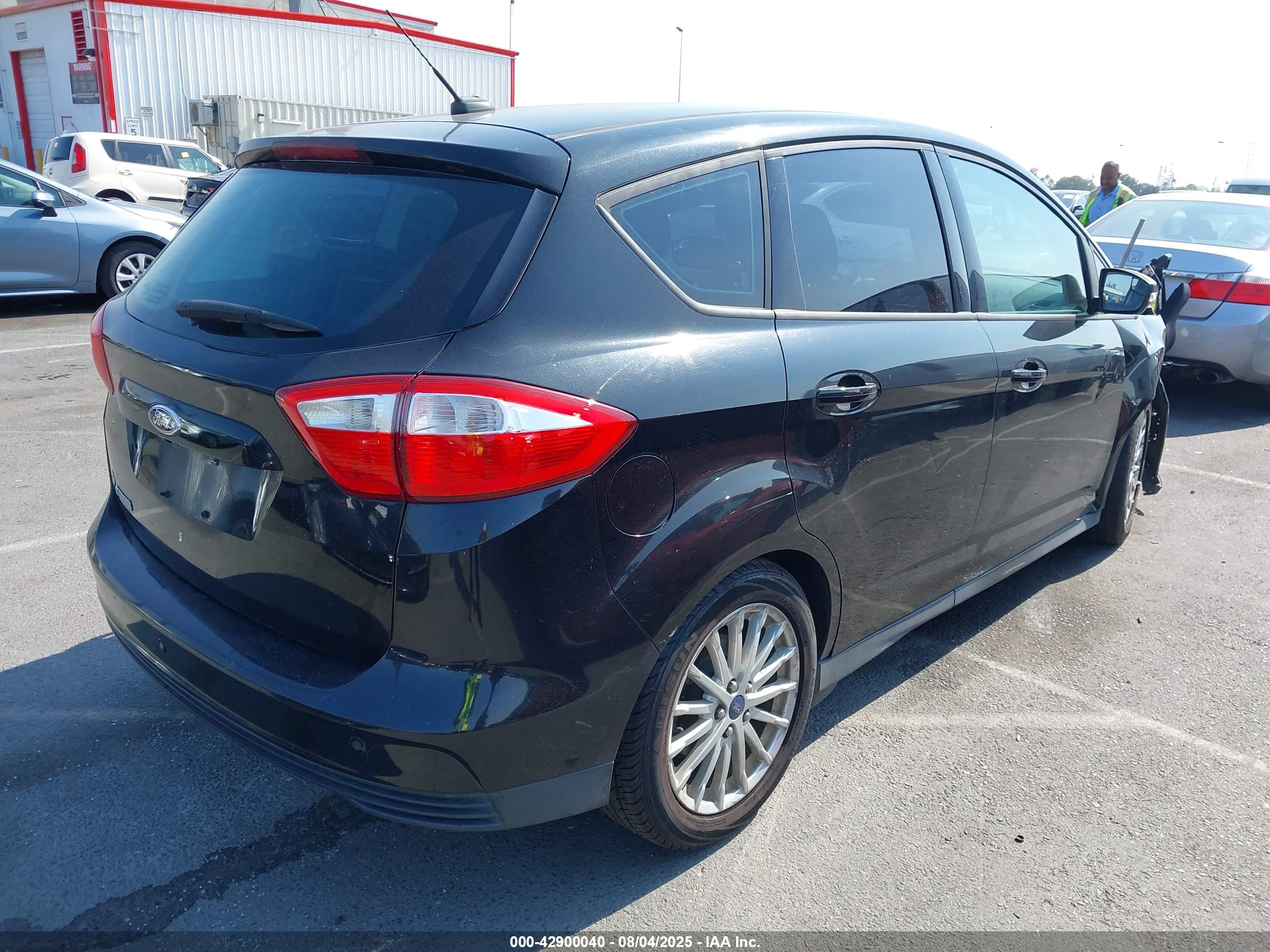 FORD C-MAX image 4