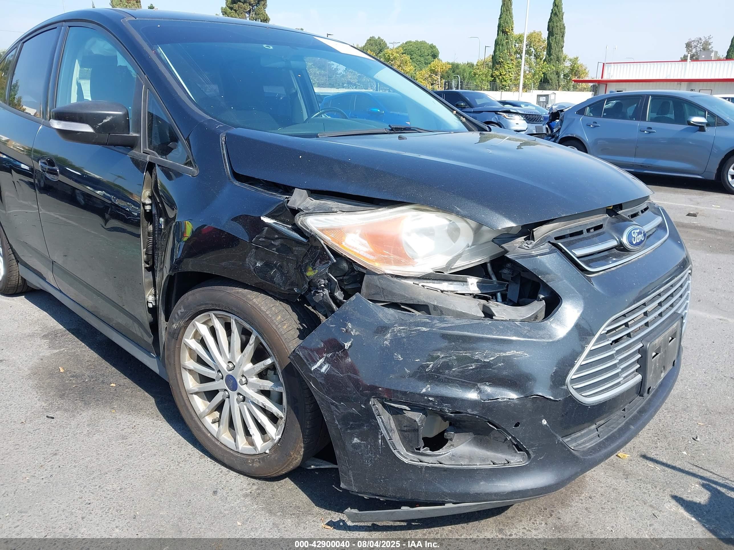 FORD C-MAX image 6