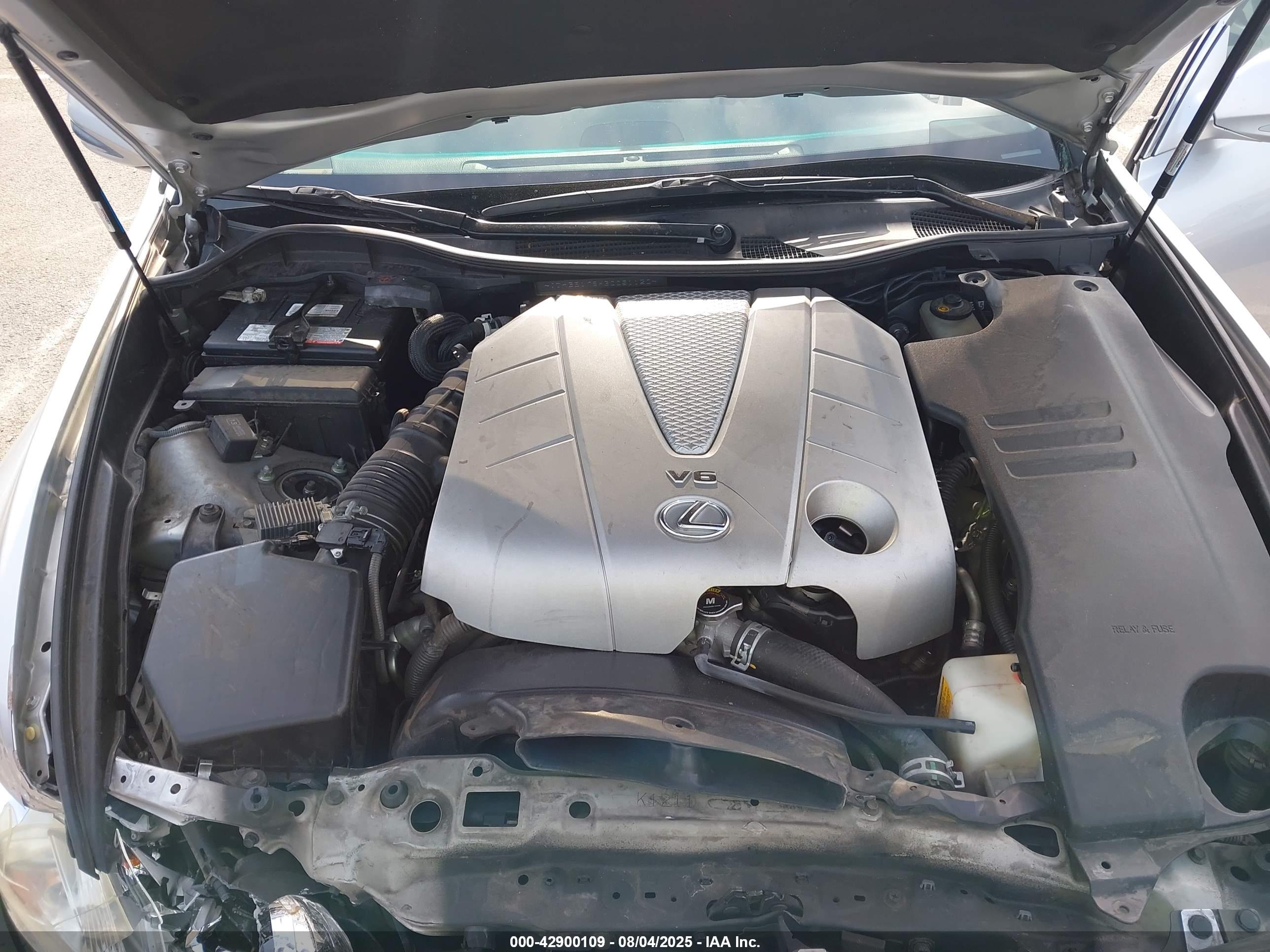 LEXUS GS image 10