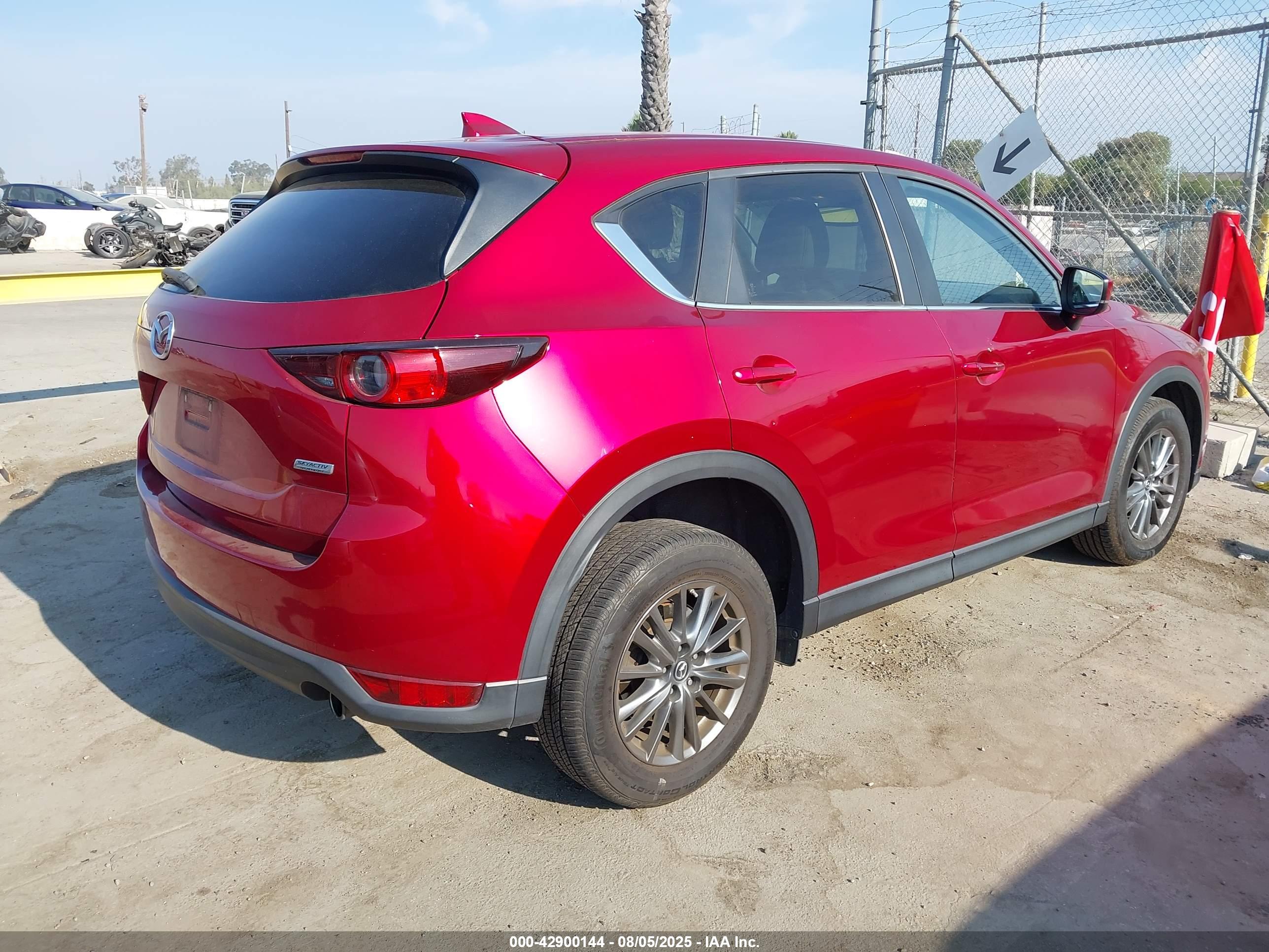 MAZDA CX-5 image 4