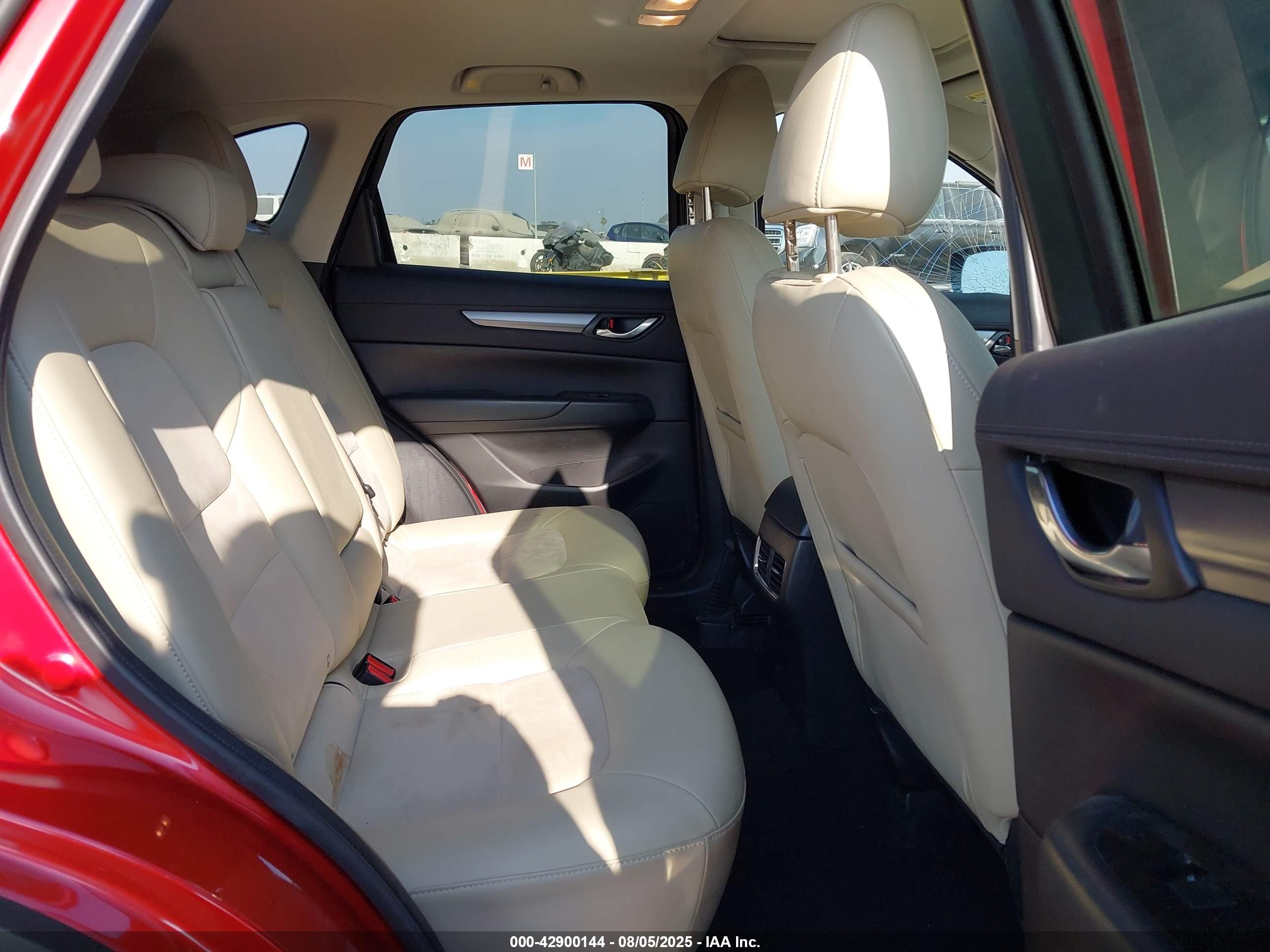 MAZDA CX-5 image 8
