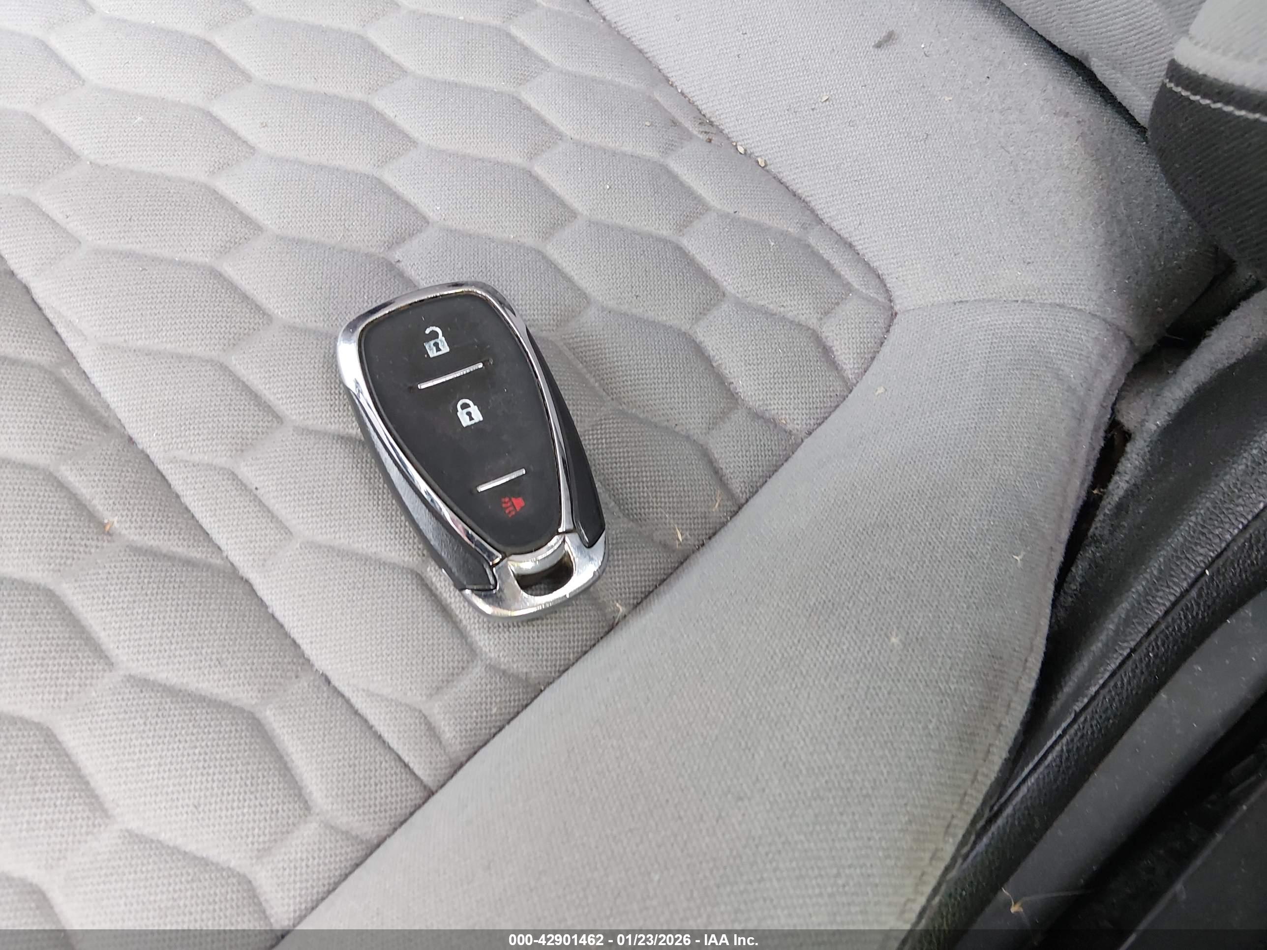 CHEVROLET EQUINOX image 11