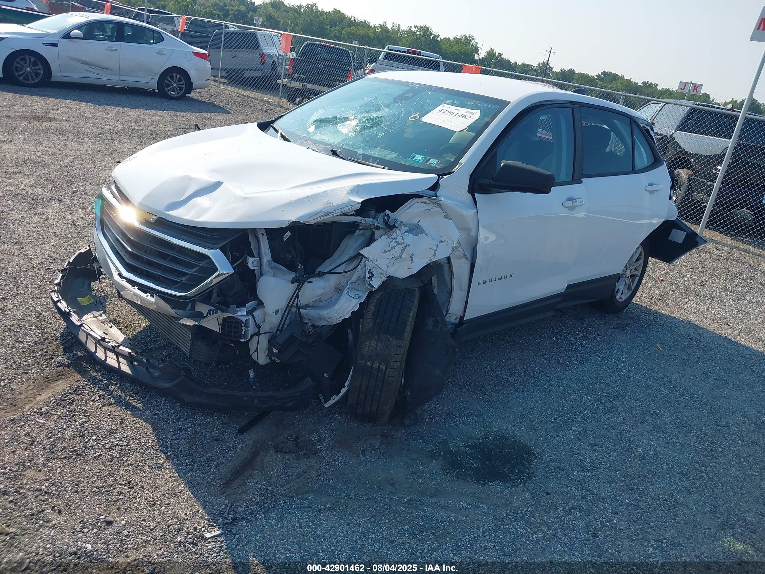 CHEVROLET EQUINOX image 2