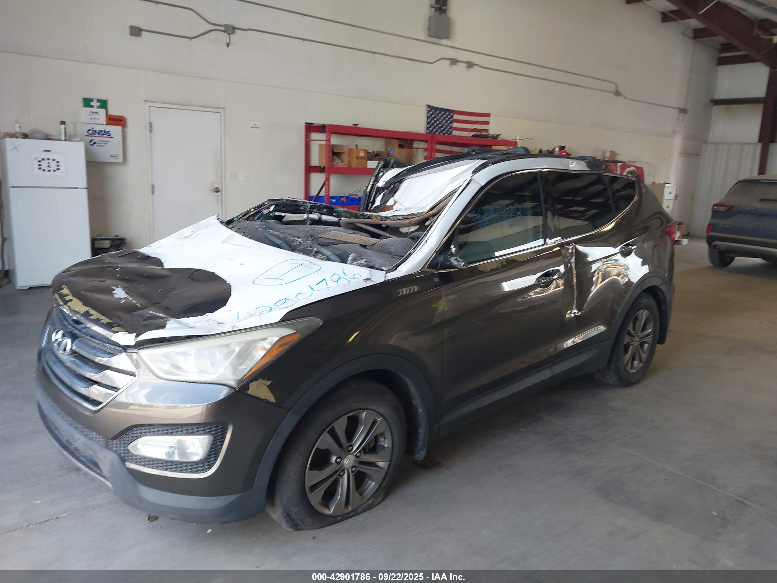 HYUNDAI SANTA image 2