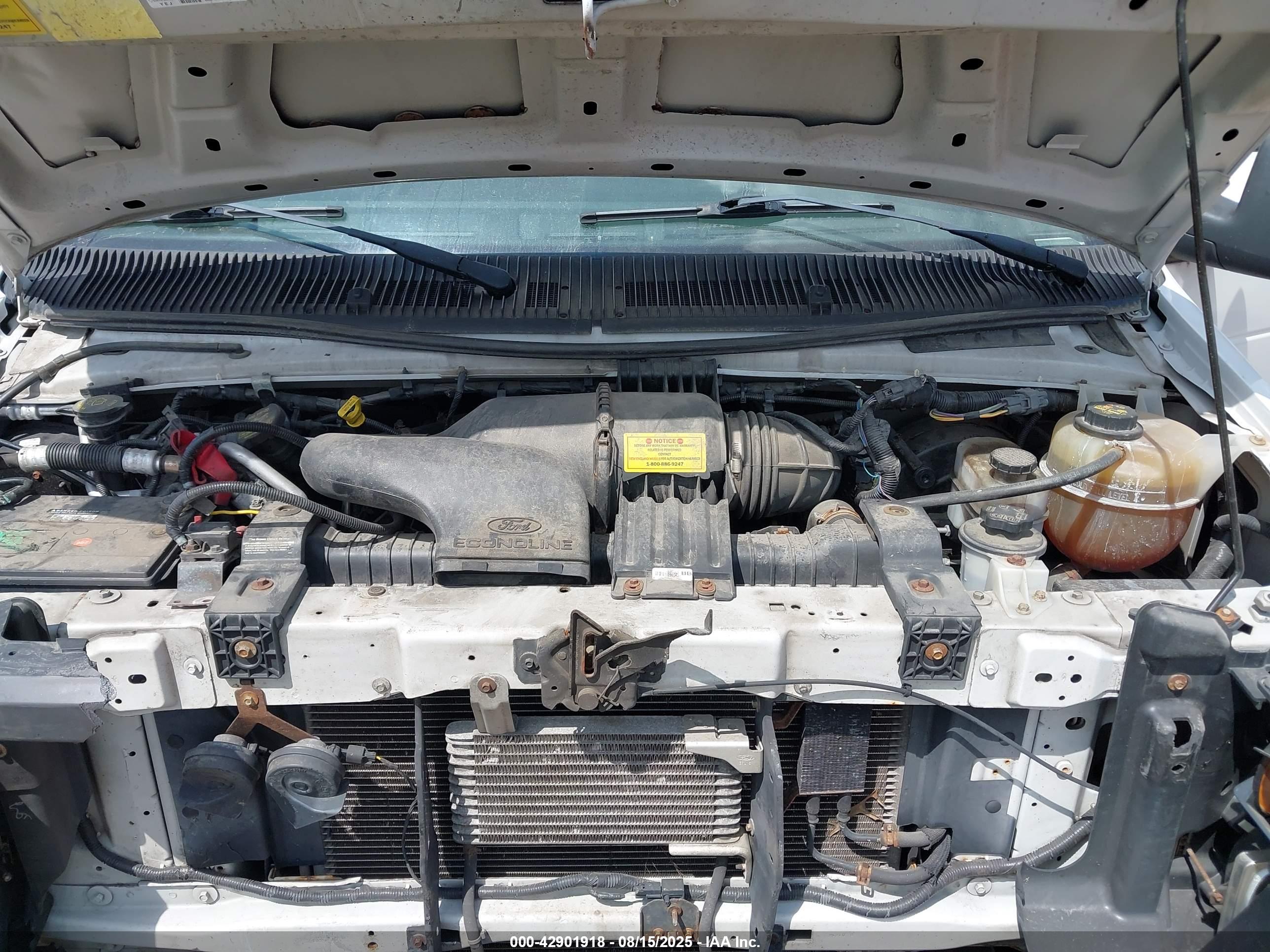 FORD E-250 image 10