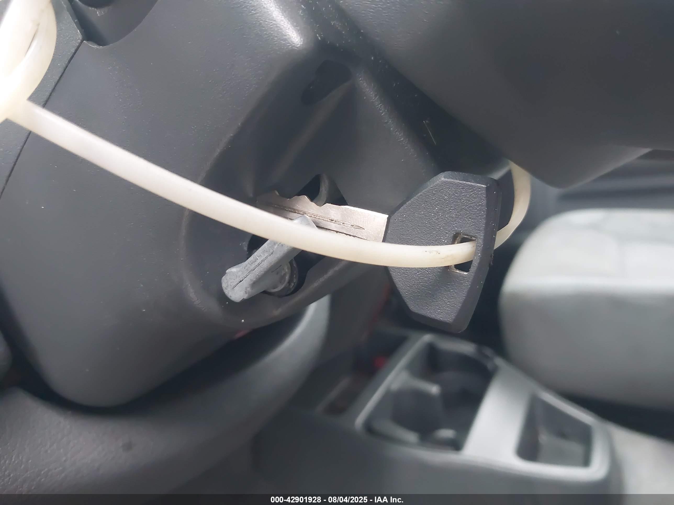 DODGE DAKOTA image 11