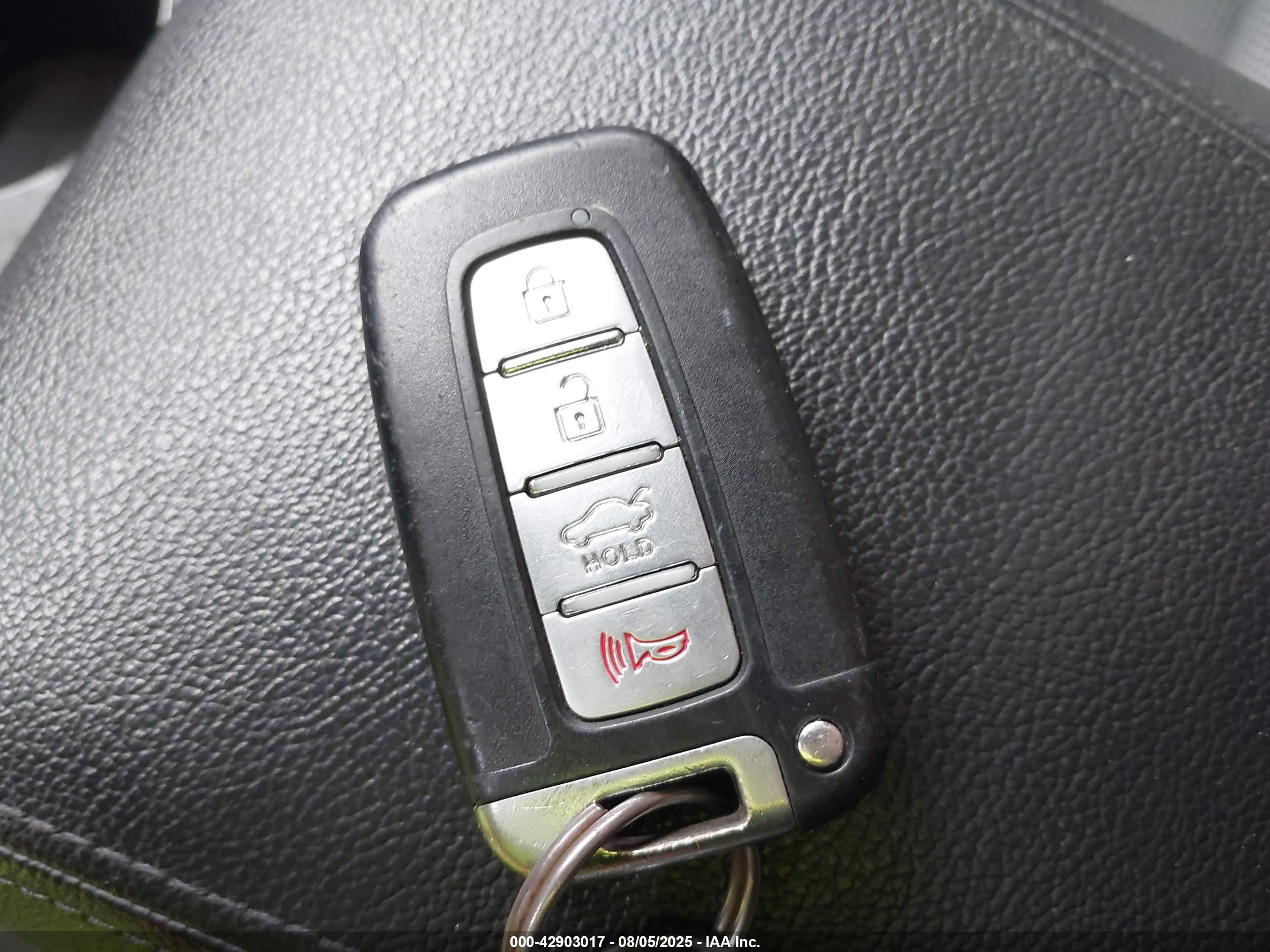 HYUNDAI SONATA image 11