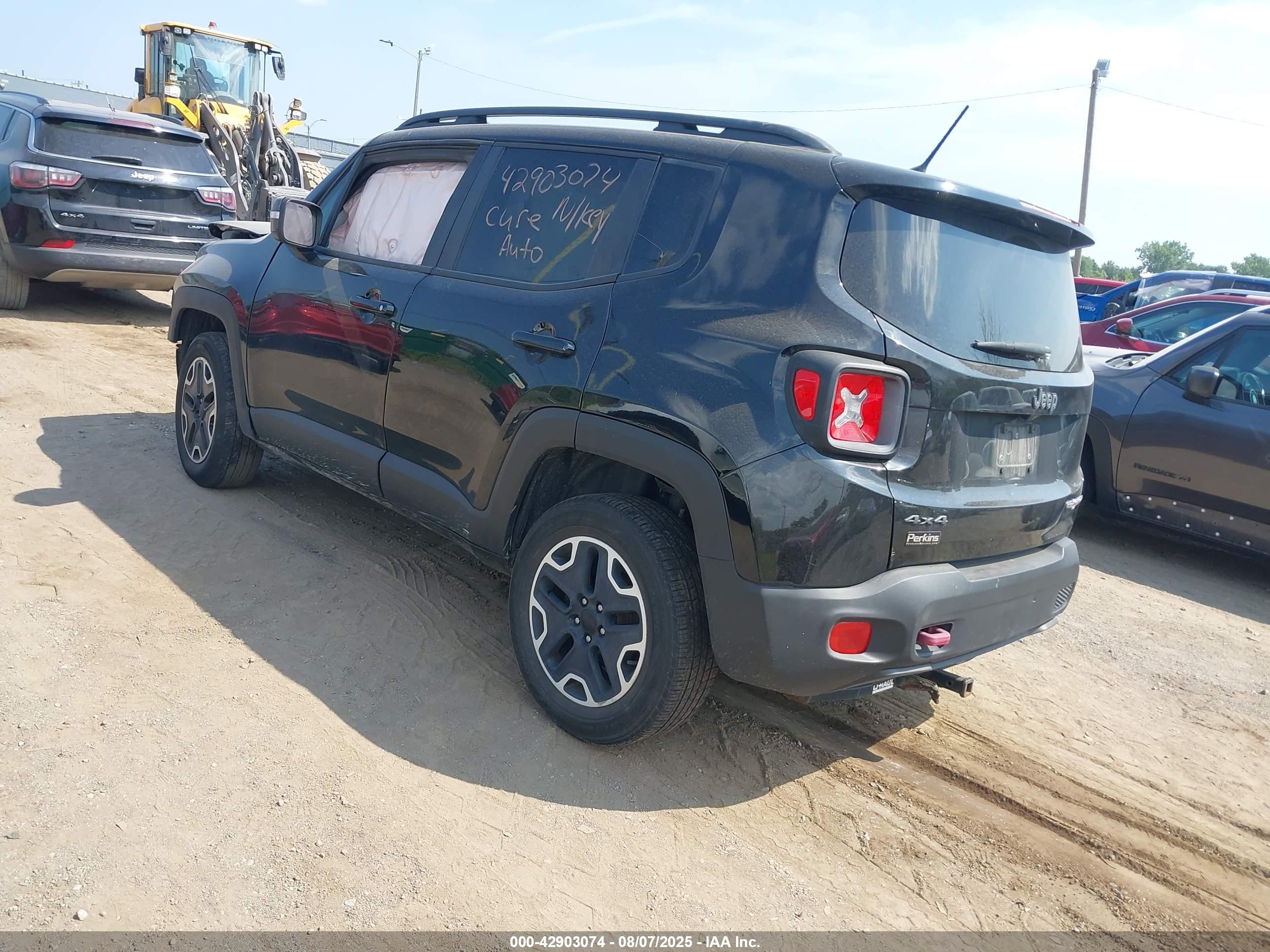 JEEP RENEGADE image 3