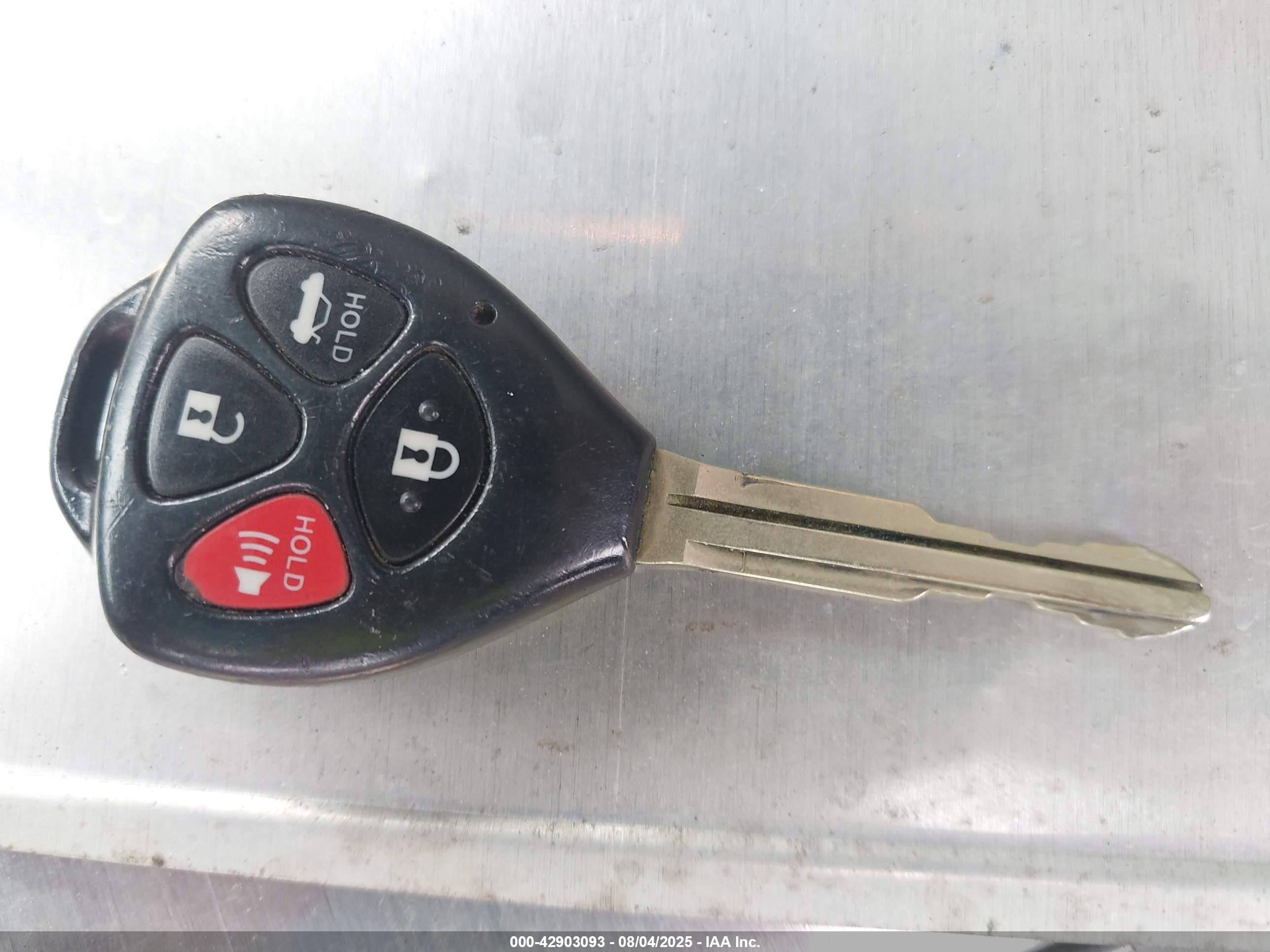 TOYOTA CAMRY image 11