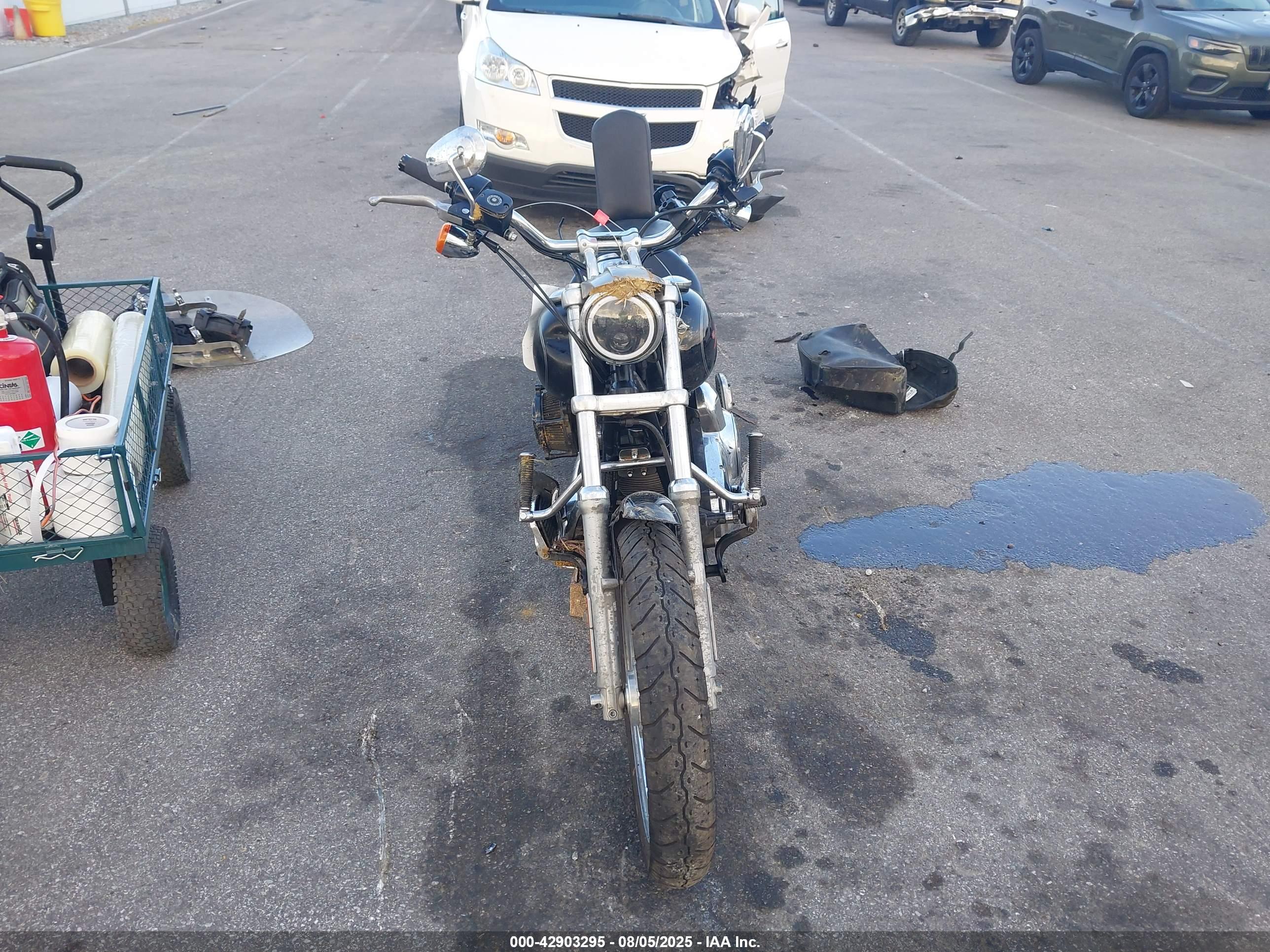 HARLEY-DAVIDSON FXDLI image 5