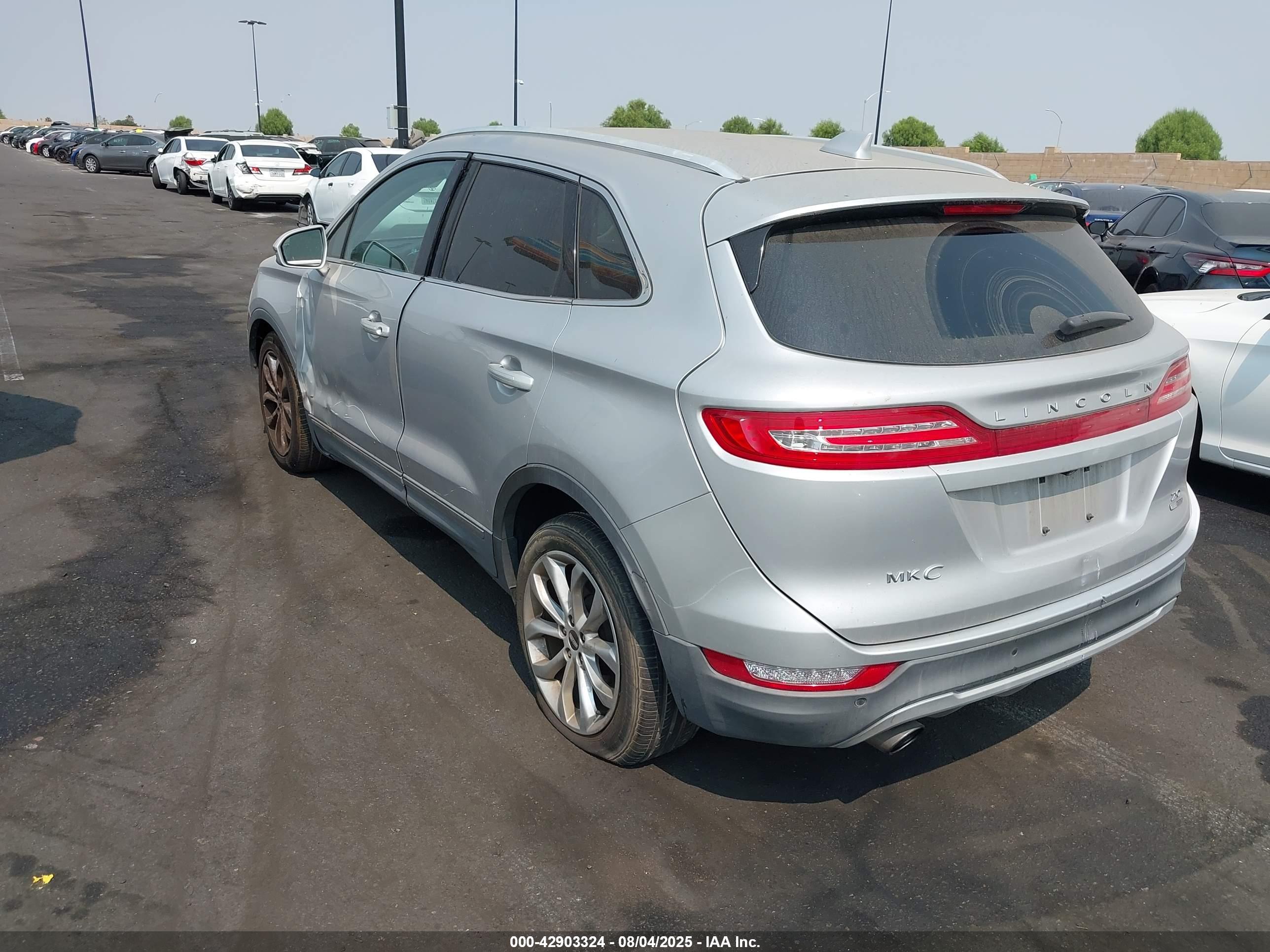LINCOLN MKC image 3