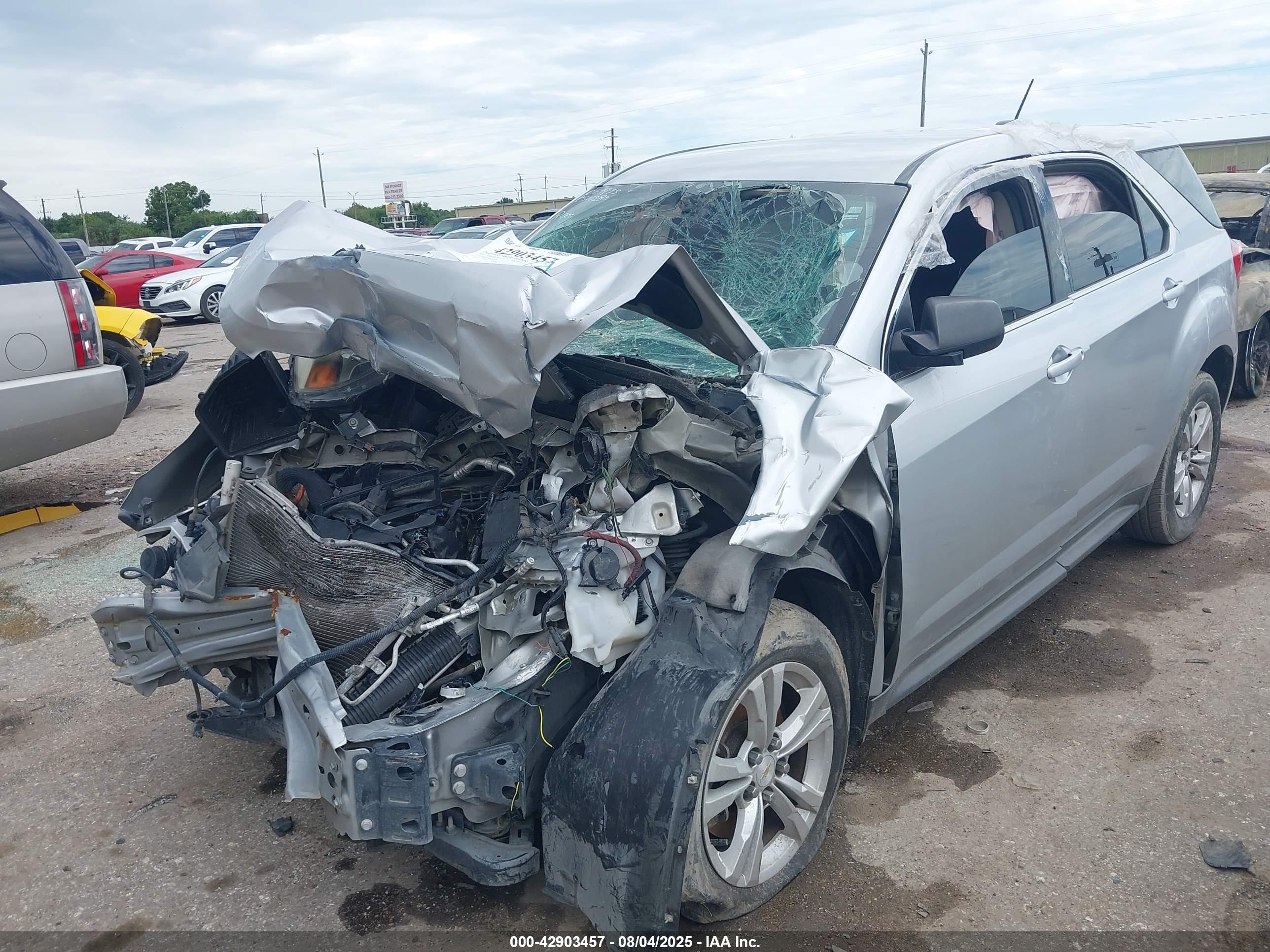 CHEVROLET EQUINOX image 2