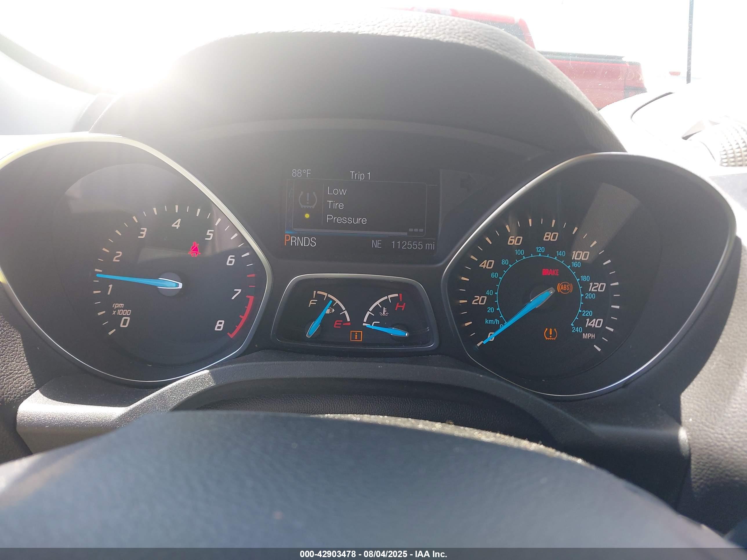 FORD ESCAPE image 7