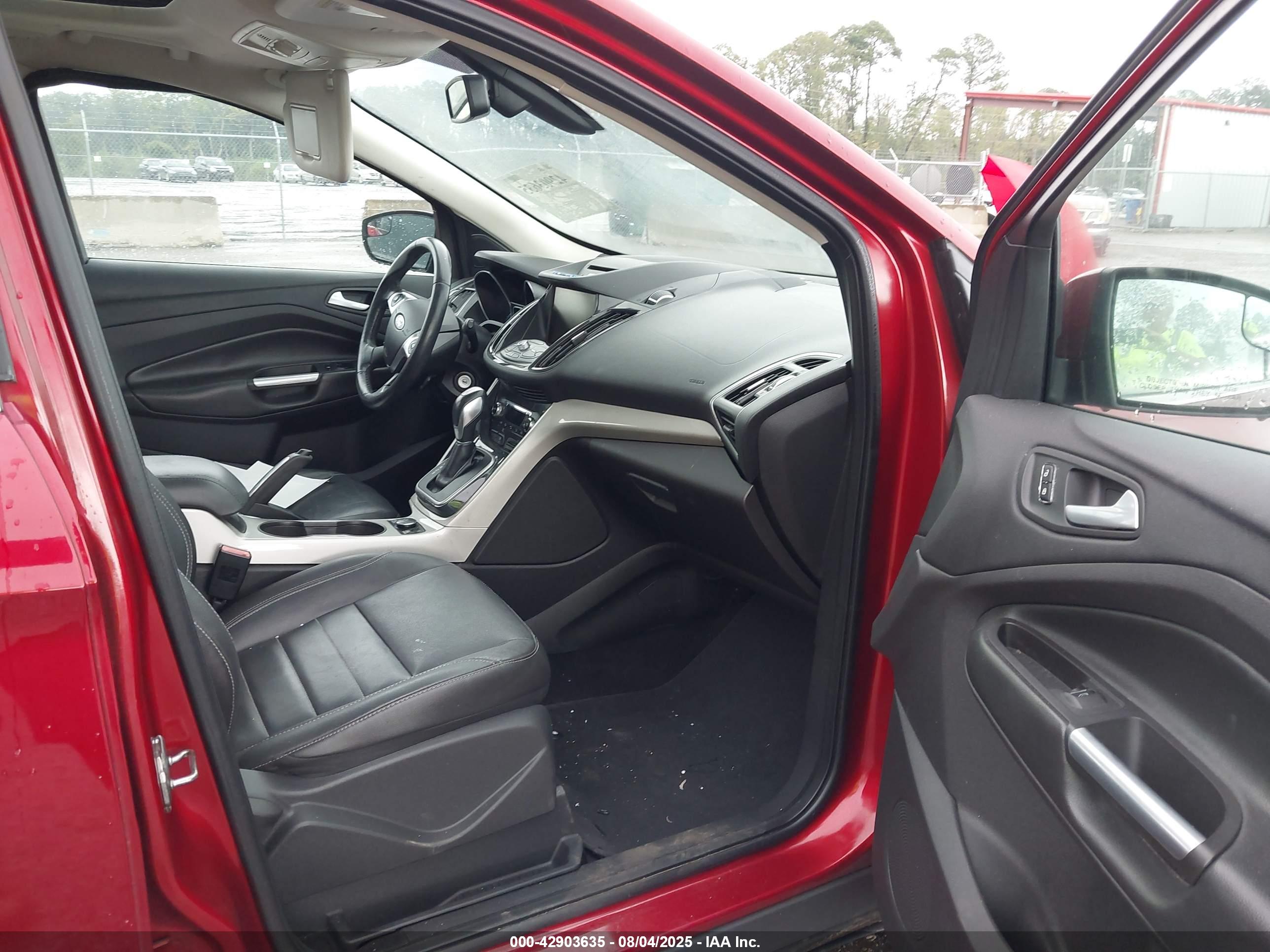 FORD ESCAPE image 5