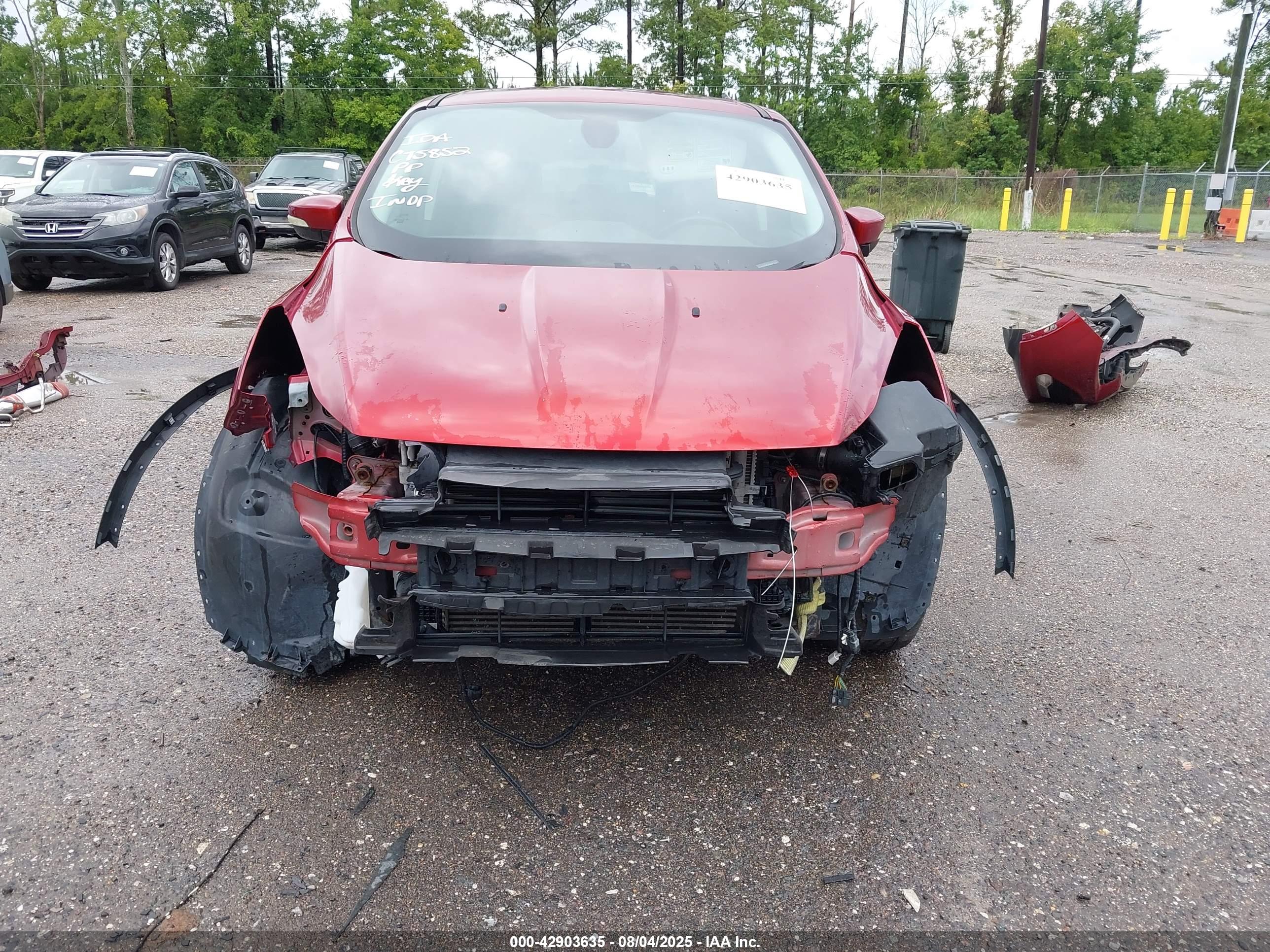 FORD ESCAPE image 6