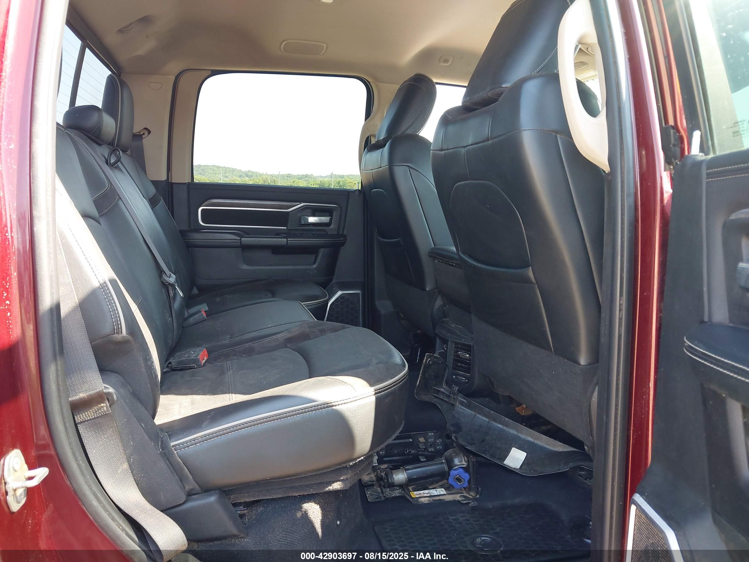 RAM 3500 image 7