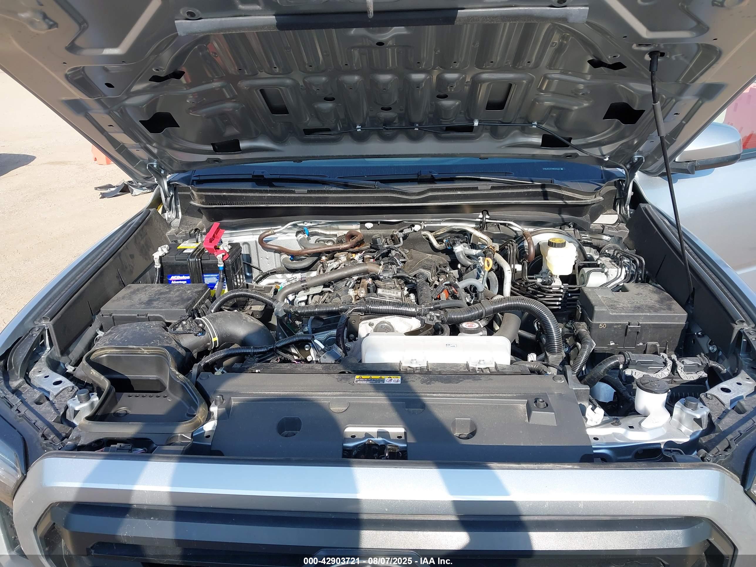 TOYOTA TACOMA image 10
