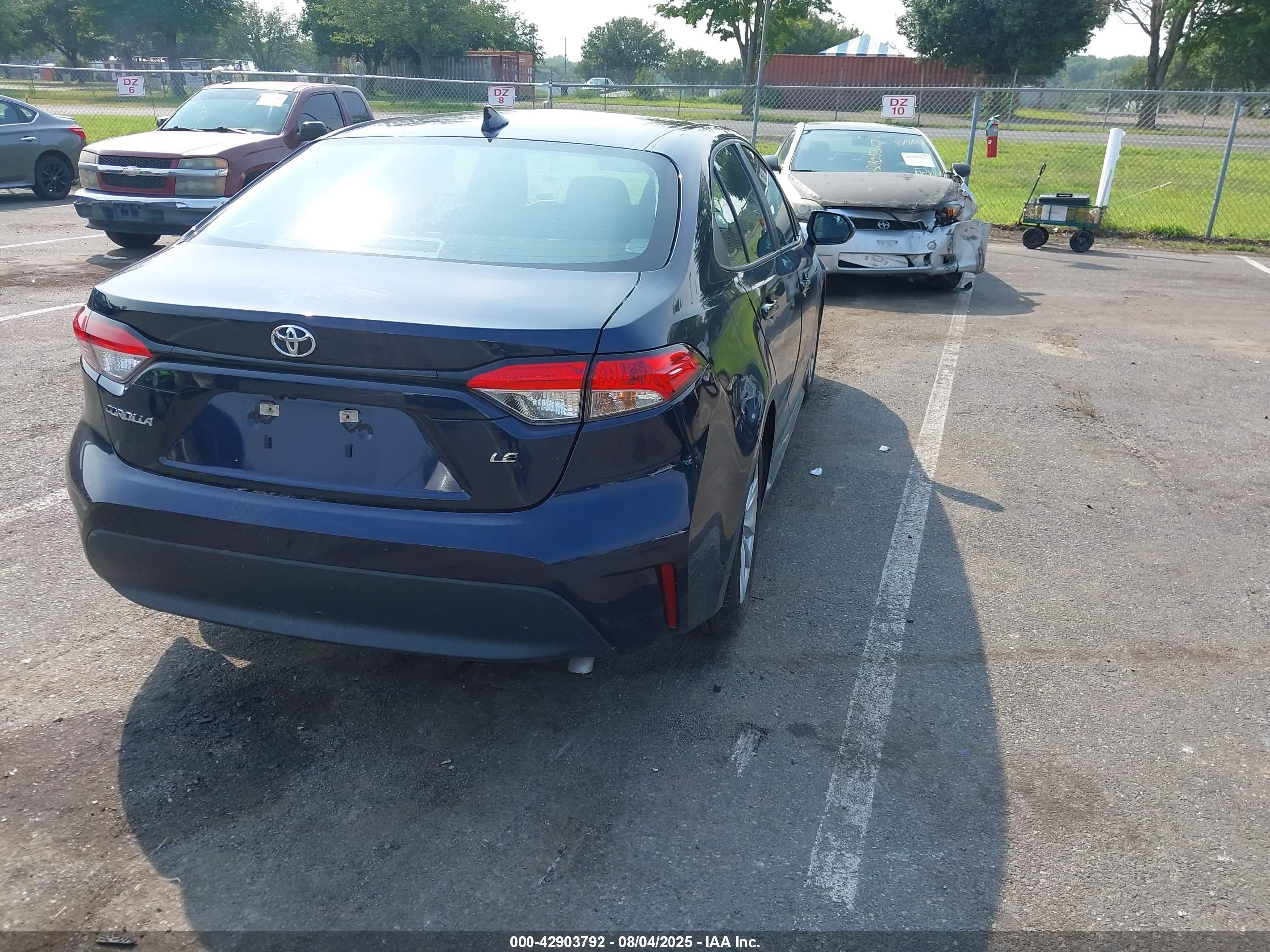 TOYOTA COROLLA image 4