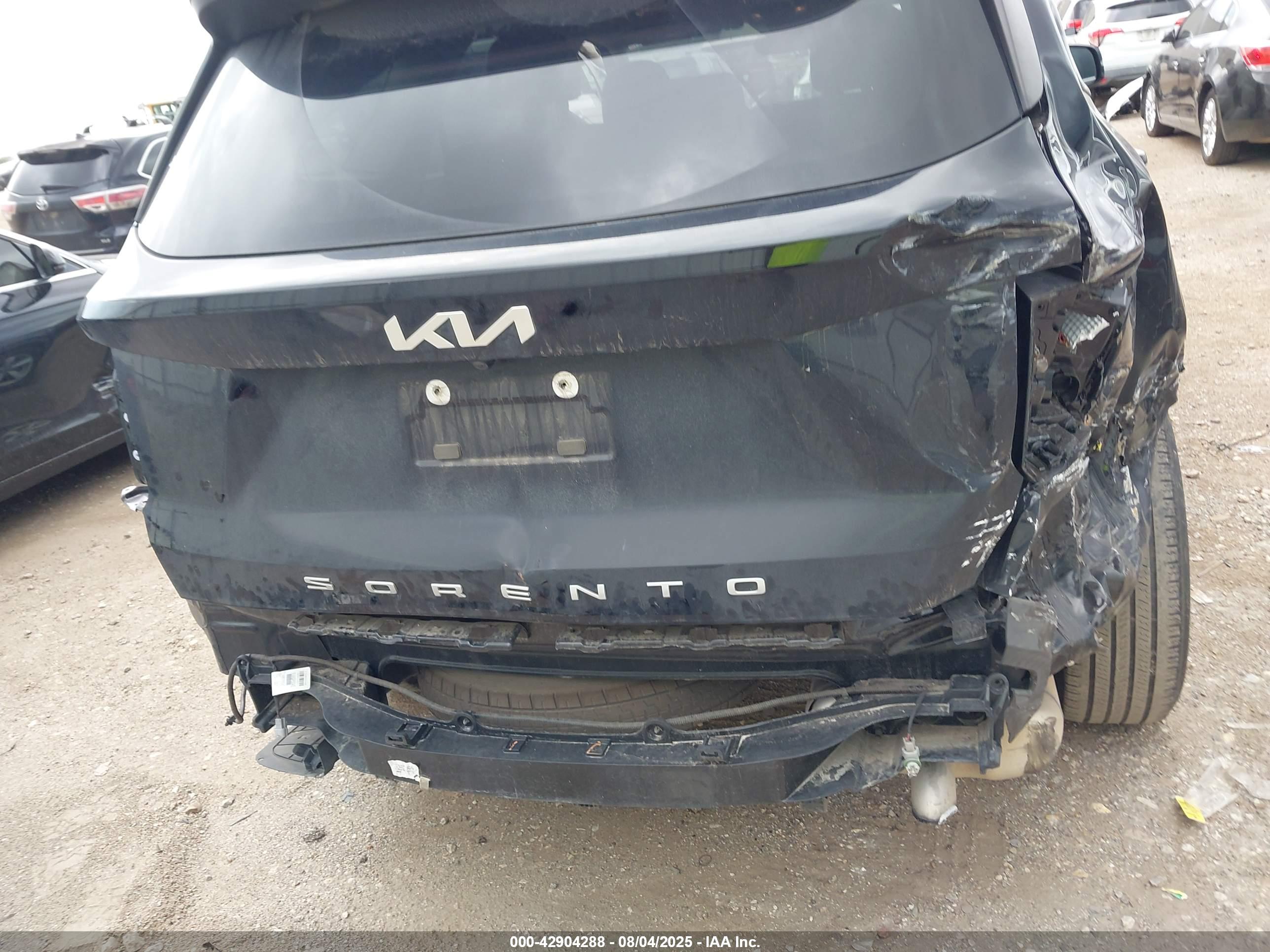KIA SORENTO image 6