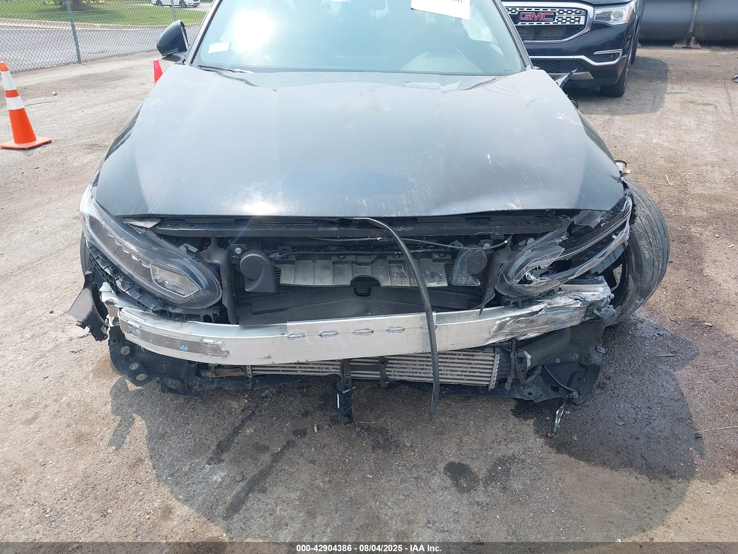 HONDA ACCORD image 6