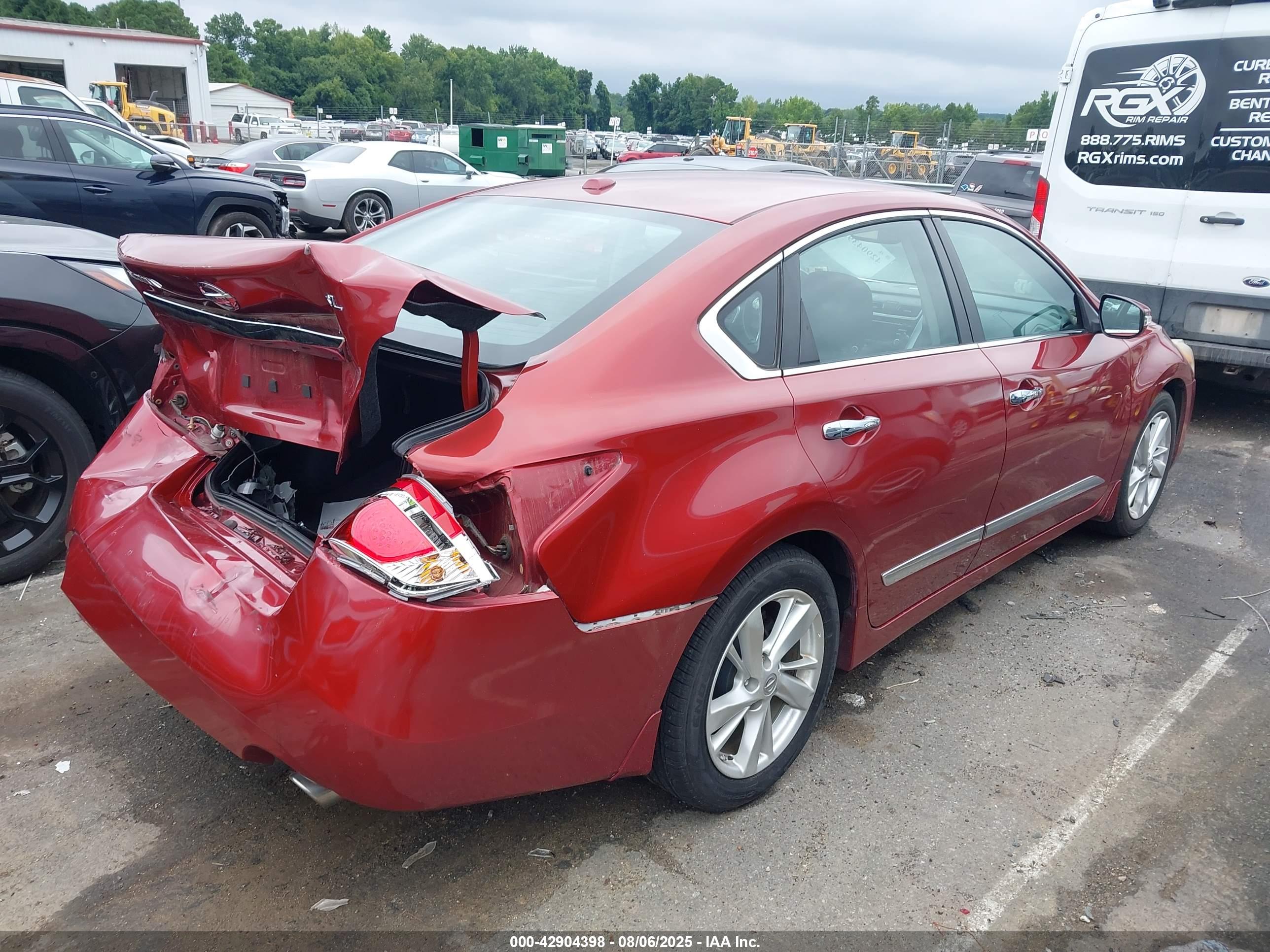 NISSAN ALTIMA image 4