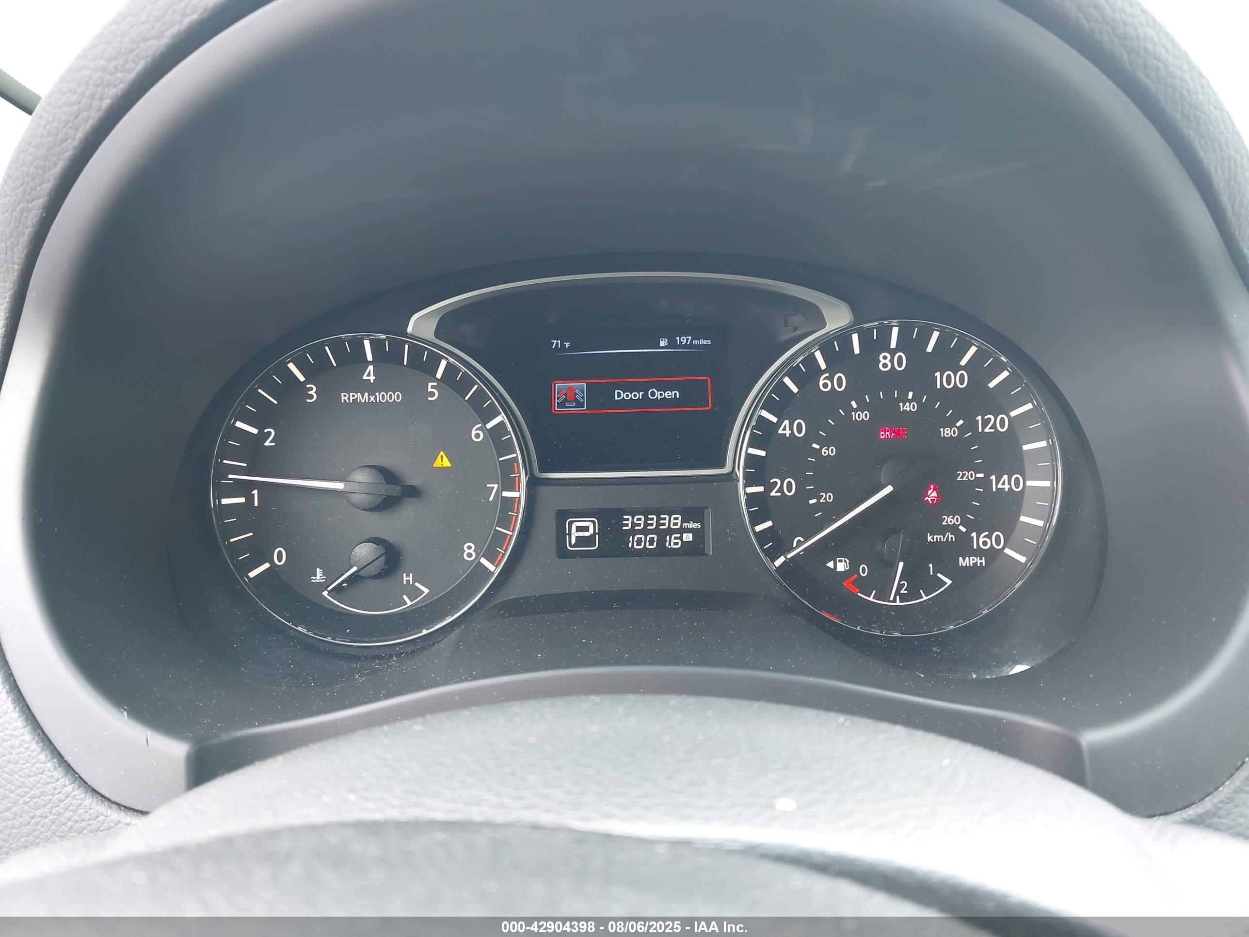NISSAN ALTIMA image 7