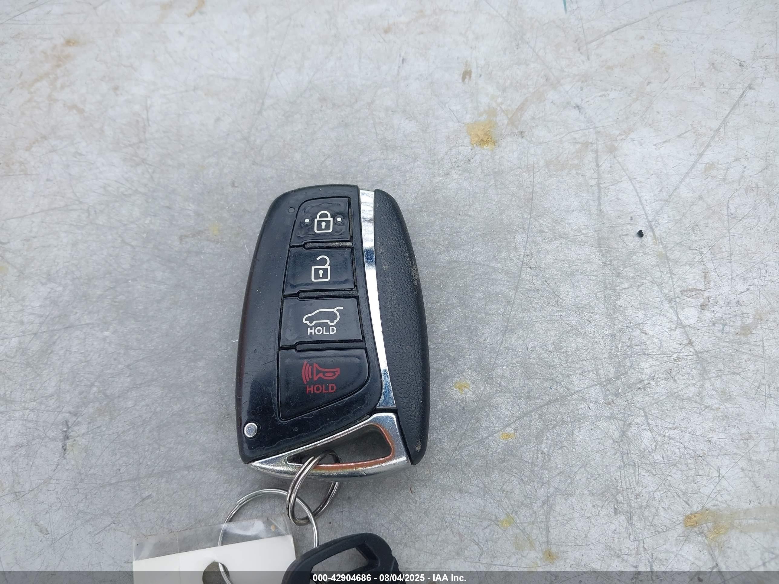 HYUNDAI SANTA image 11